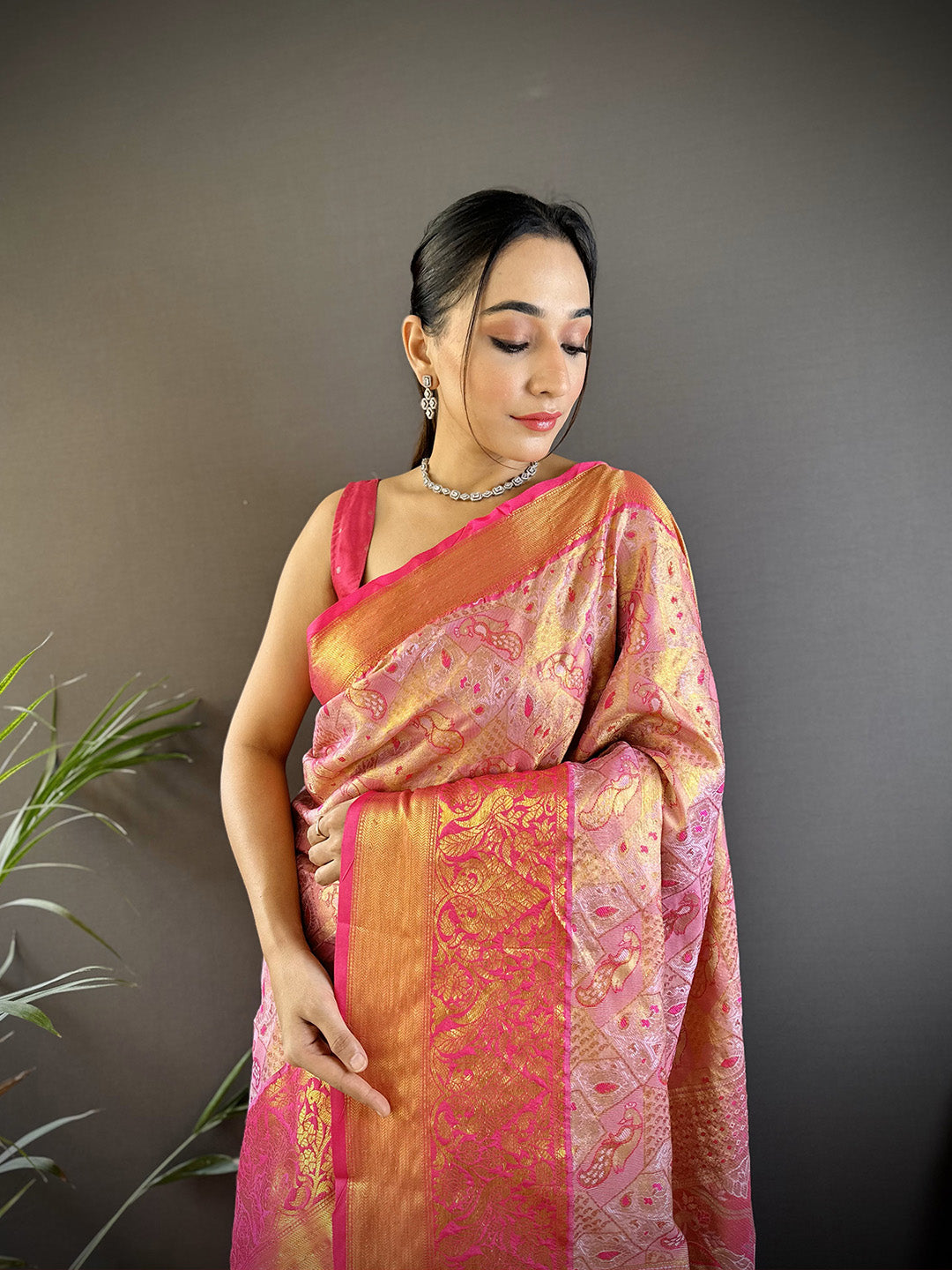 Urban Pallu Woven Design Silk Blend Traditional Saree