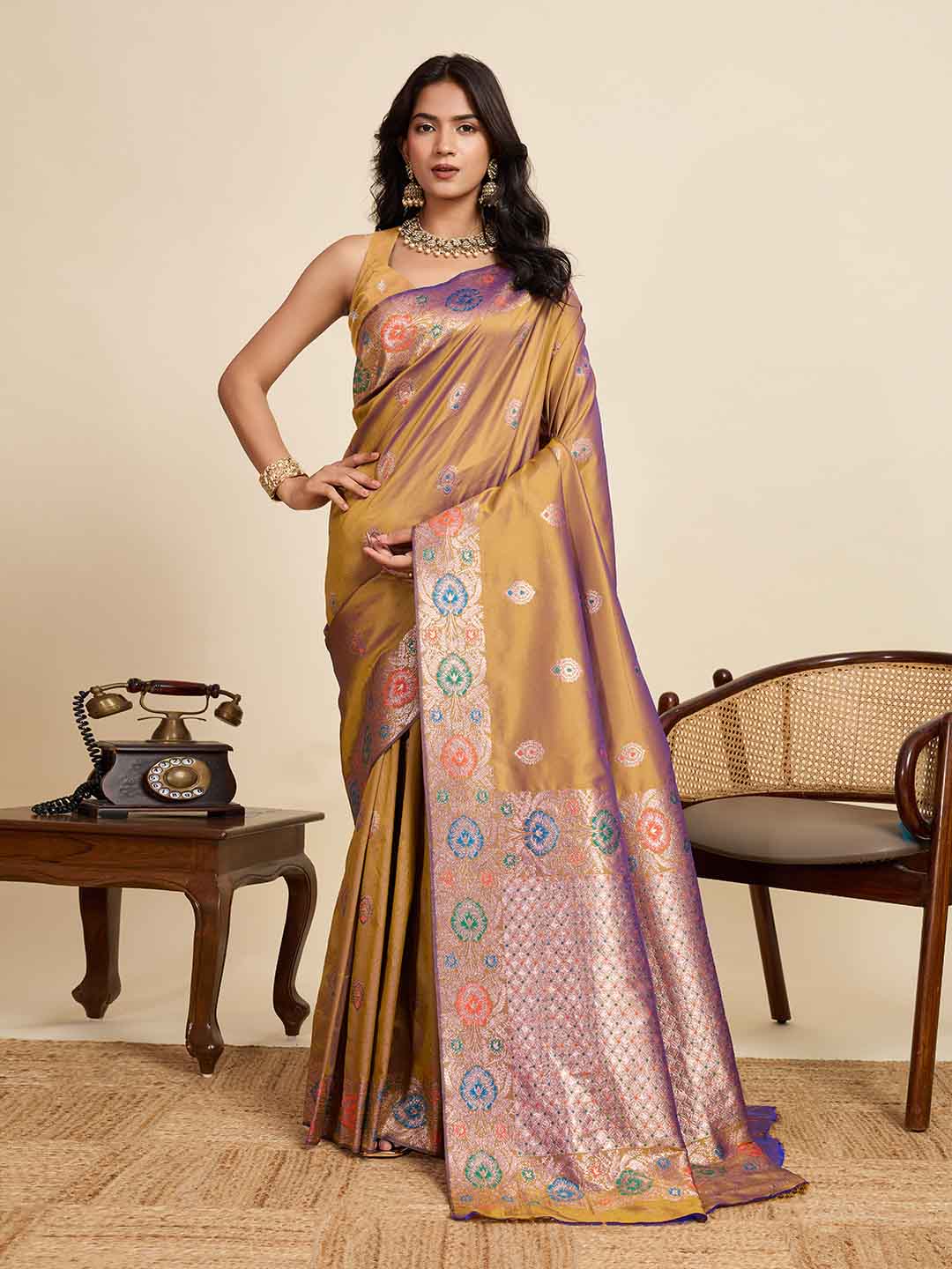 Urban Pallu Woven Design Silk Blend Party Saree