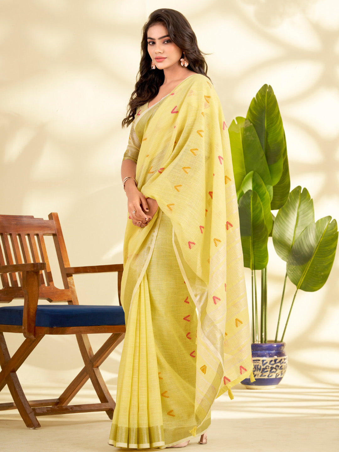 Urban Pallu Woven Design Cotton Blend Daily Saree