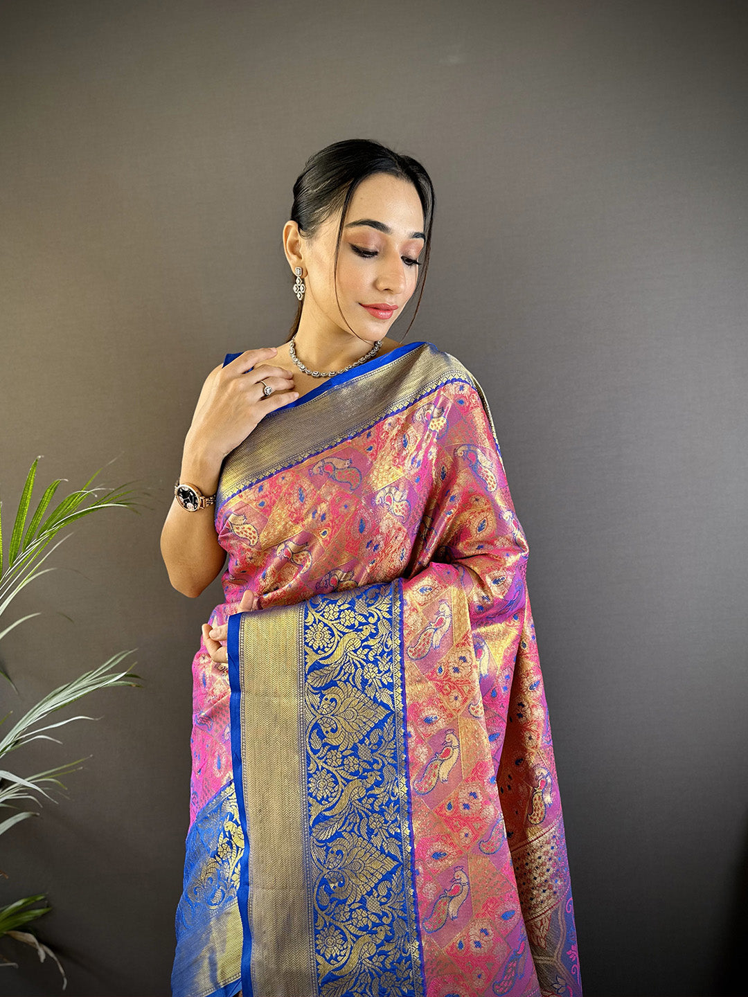 Urban Pallu Woven Design Silk Blend Traditional Saree