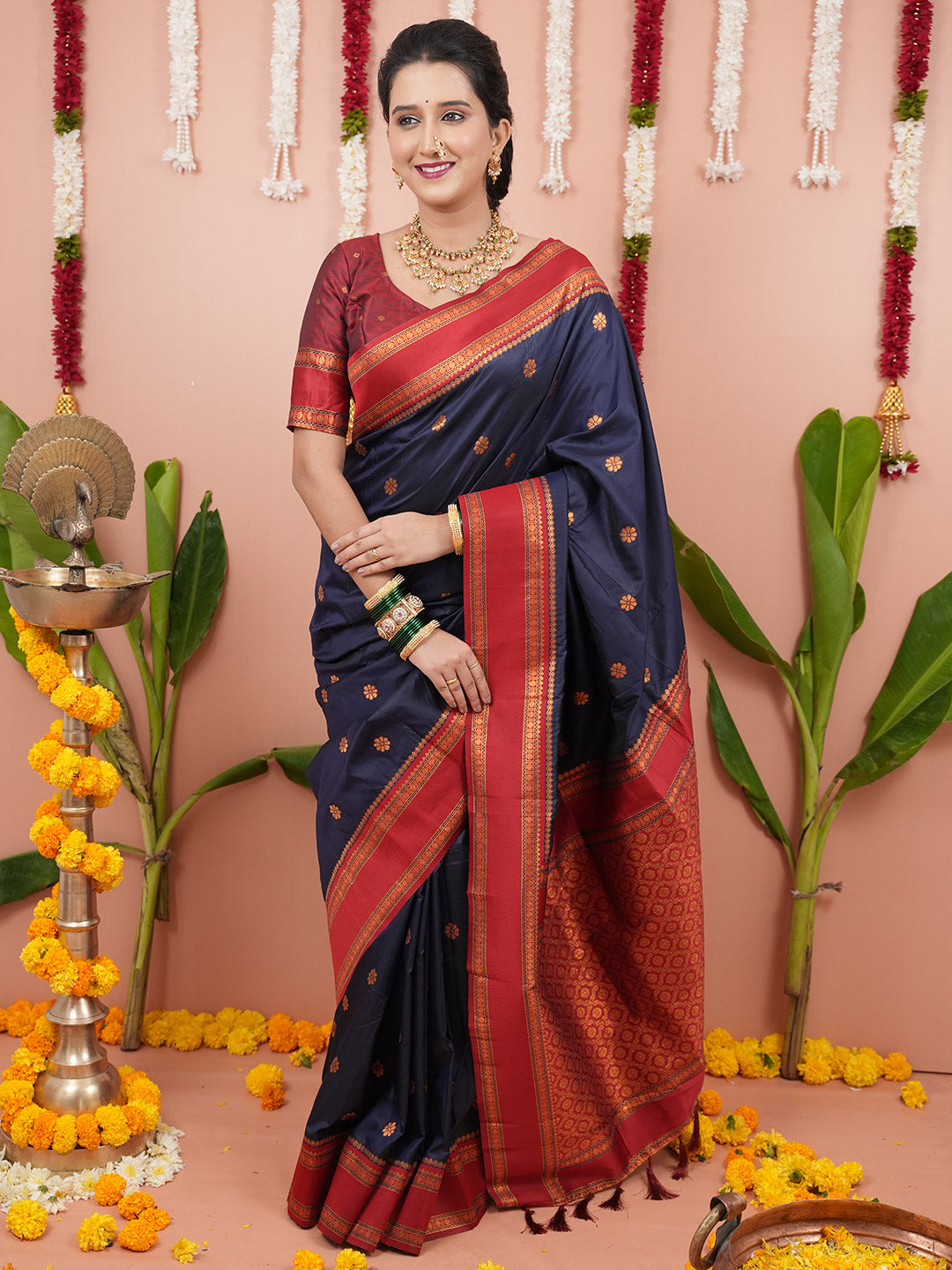 Urban Pallu Woven Design Silk Blend Traditional Saree
