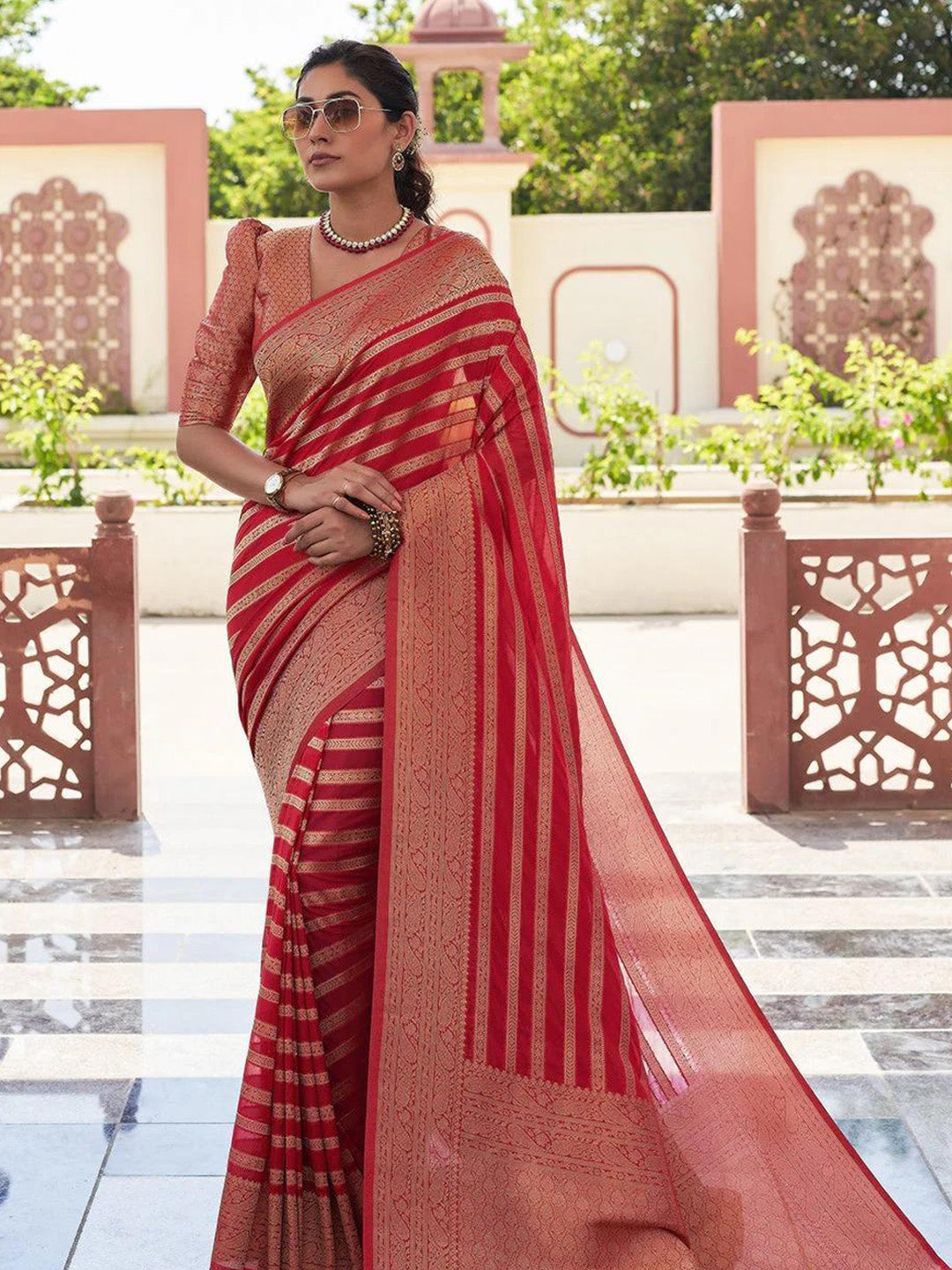 Urban Pallu Woven Design Silk Blend Work Saree