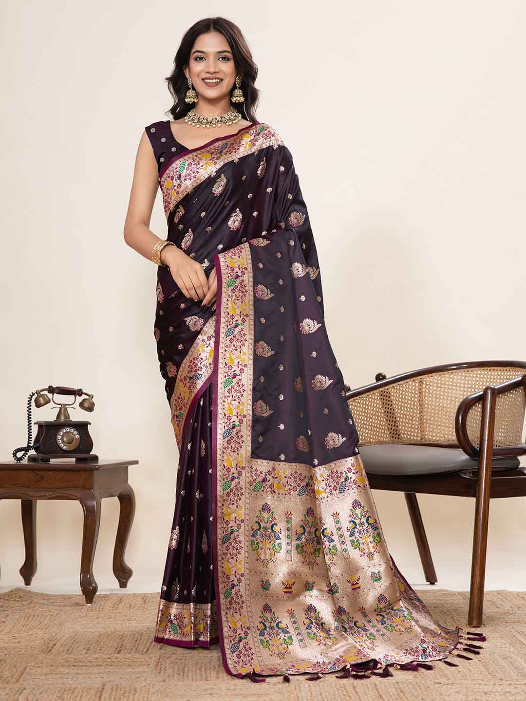 Urban Pallu Woven Design Silk Blend Party Saree