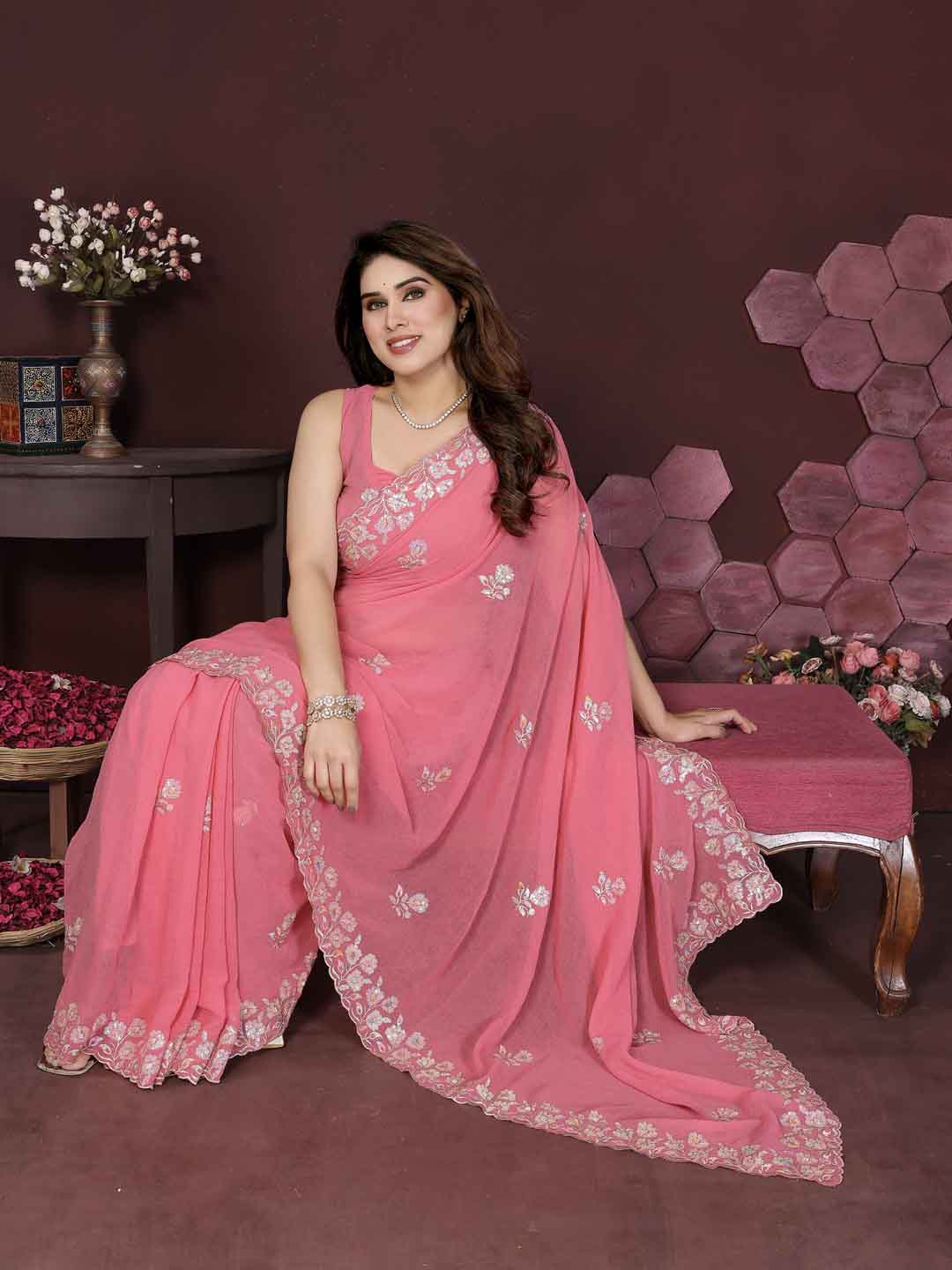 Urban Pallu Embroidered Poly Georgette Daily Saree
