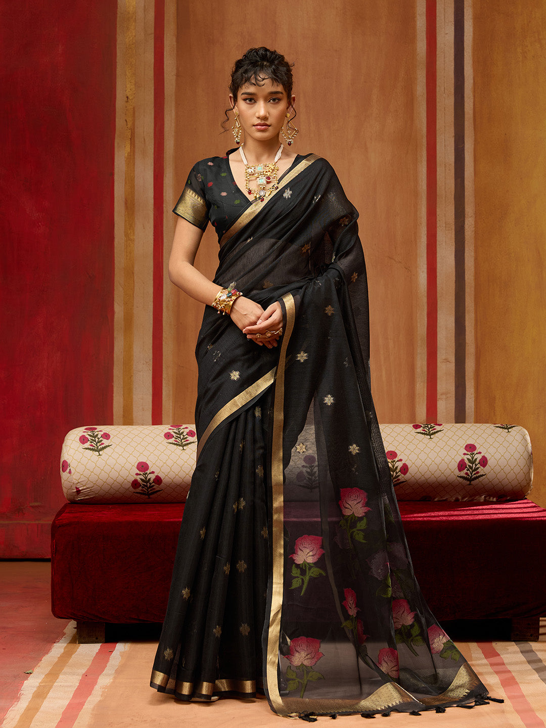 Urban Pallu Printed Satin Party Saree