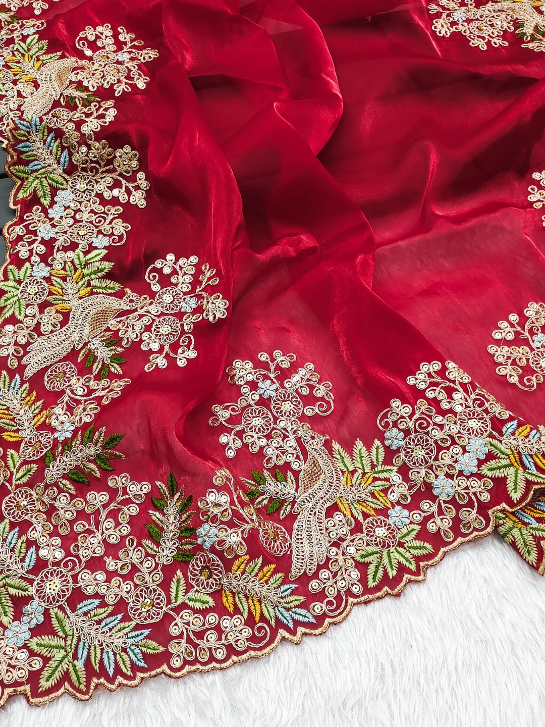 Urban Pallu Solid Silk Blend Festive Saree