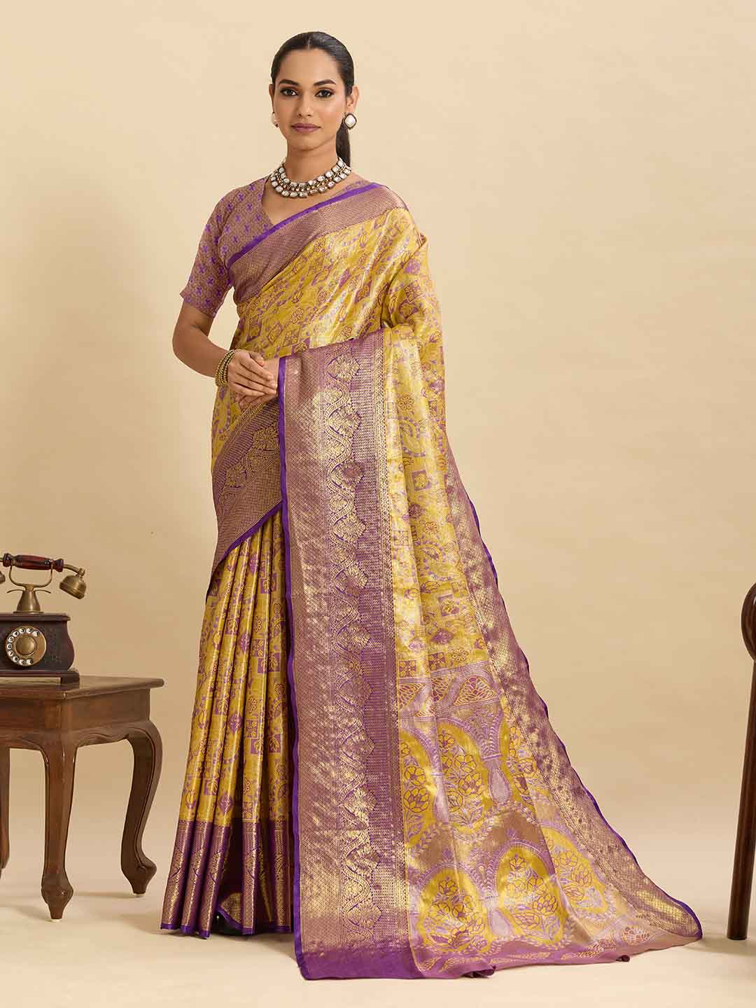 Urban Pallu Woven Design Silk Blend Party Saree