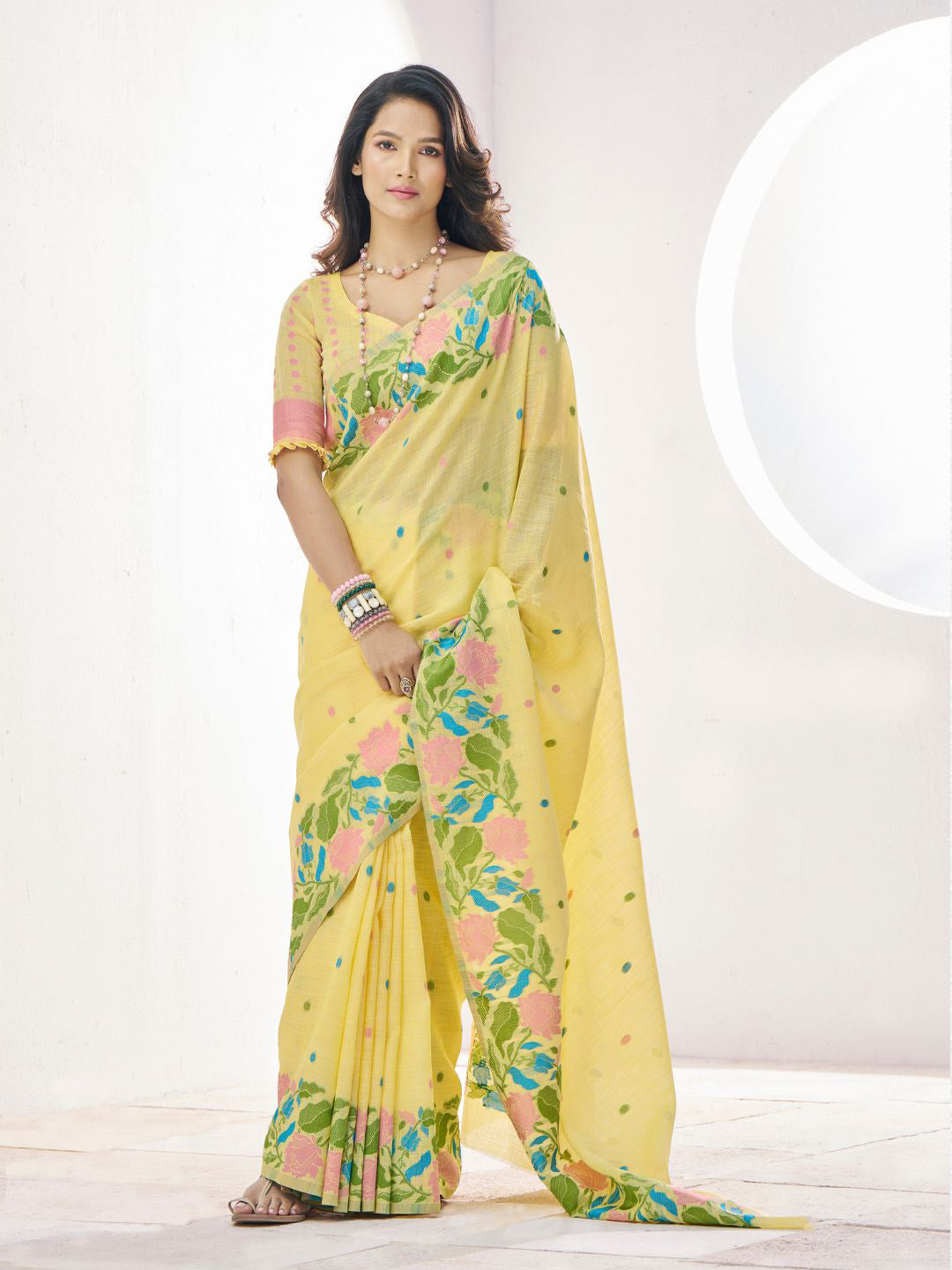 Urban Pallu Woven Design Silk Blend Daily Saree