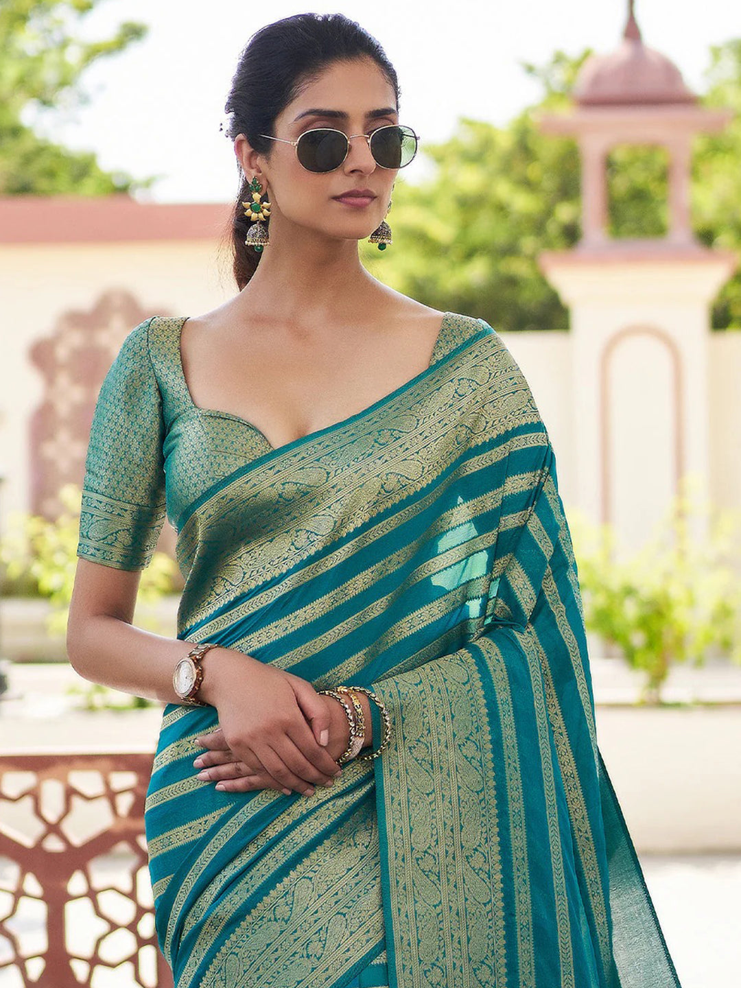 Urban Pallu Woven Design Silk Blend Work Saree
