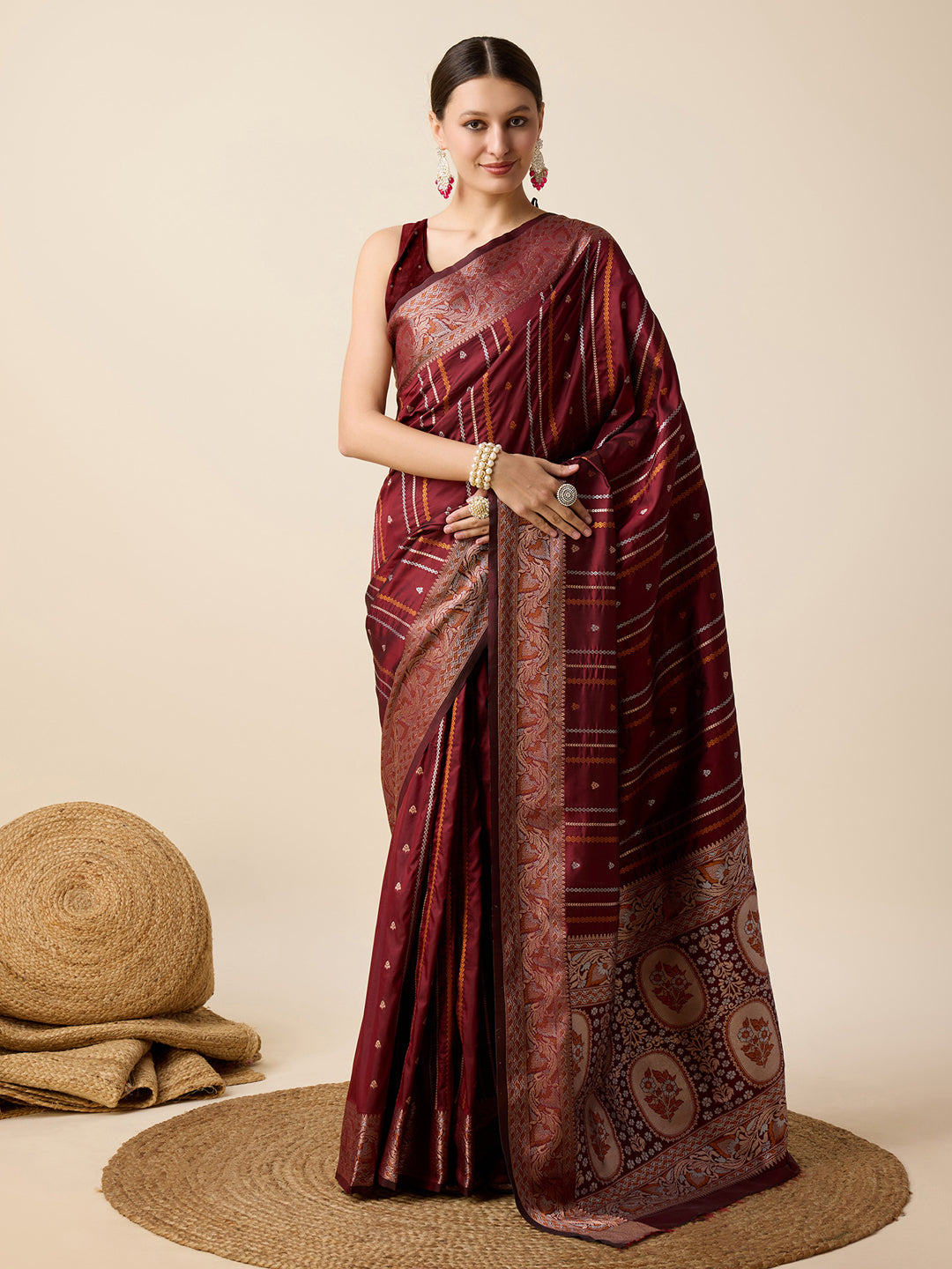Urban Pallu Woven Design Silk Blend Party Saree