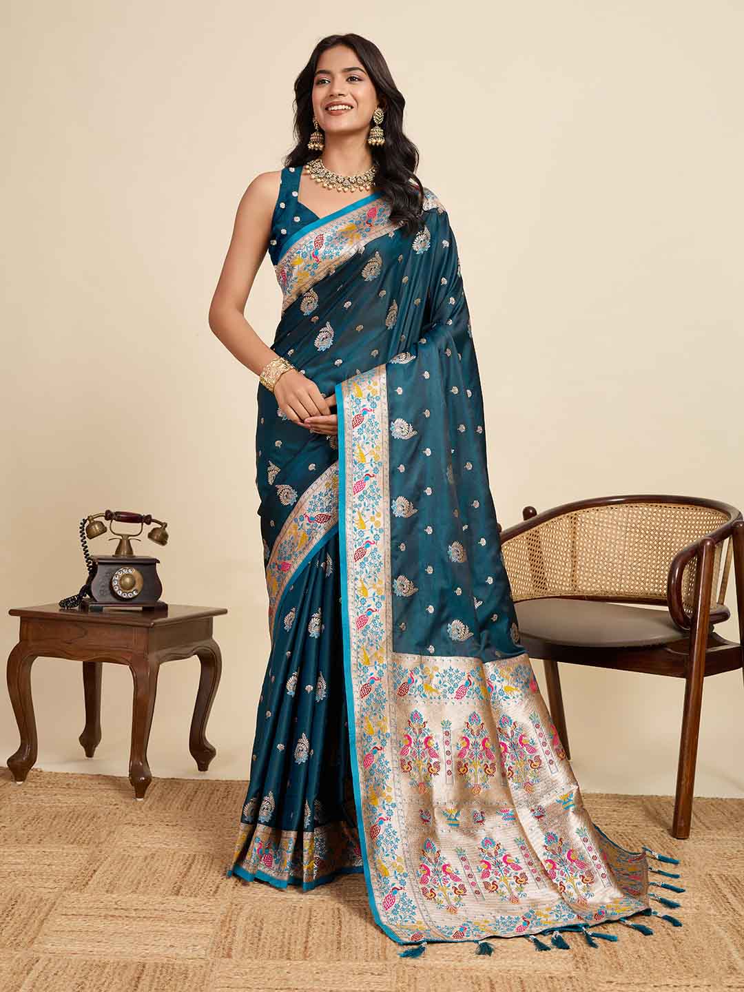 Urban Pallu Woven Design Silk Blend Party Saree