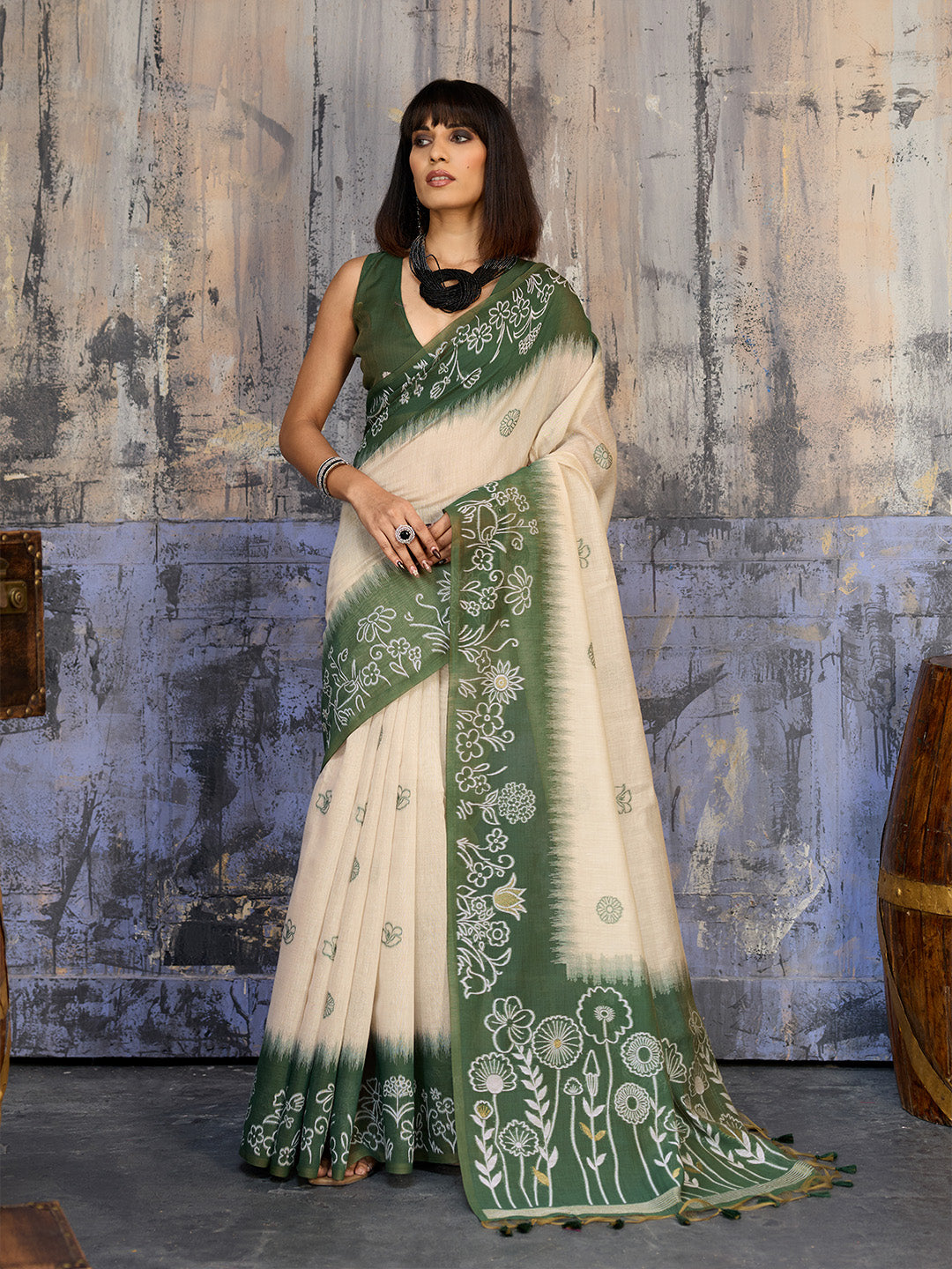 Urban Pallu Solid Silk Cotton Work Saree