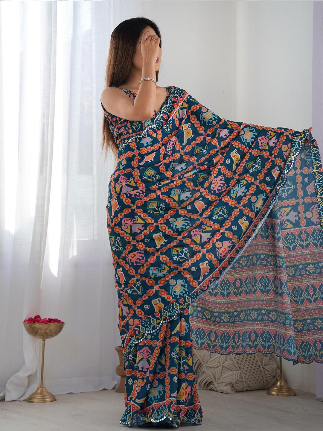 Urban Pallu Printed Poly Georgette Fusion Saree