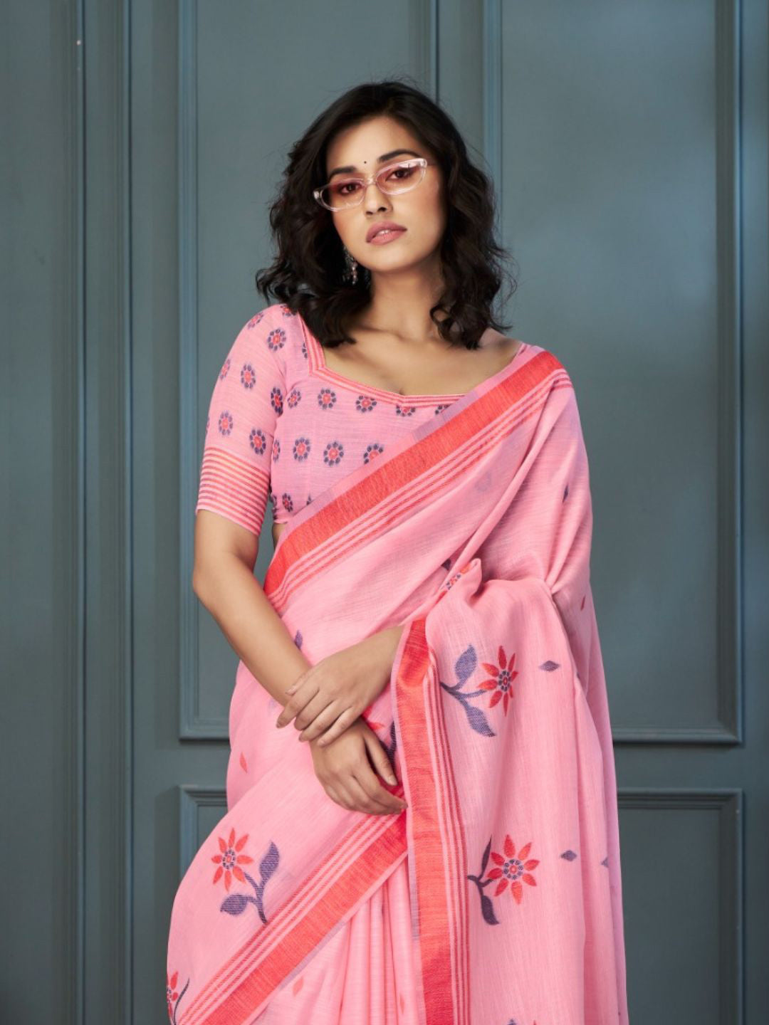 Urban Pallu Solid Cotton Blend Daily Saree