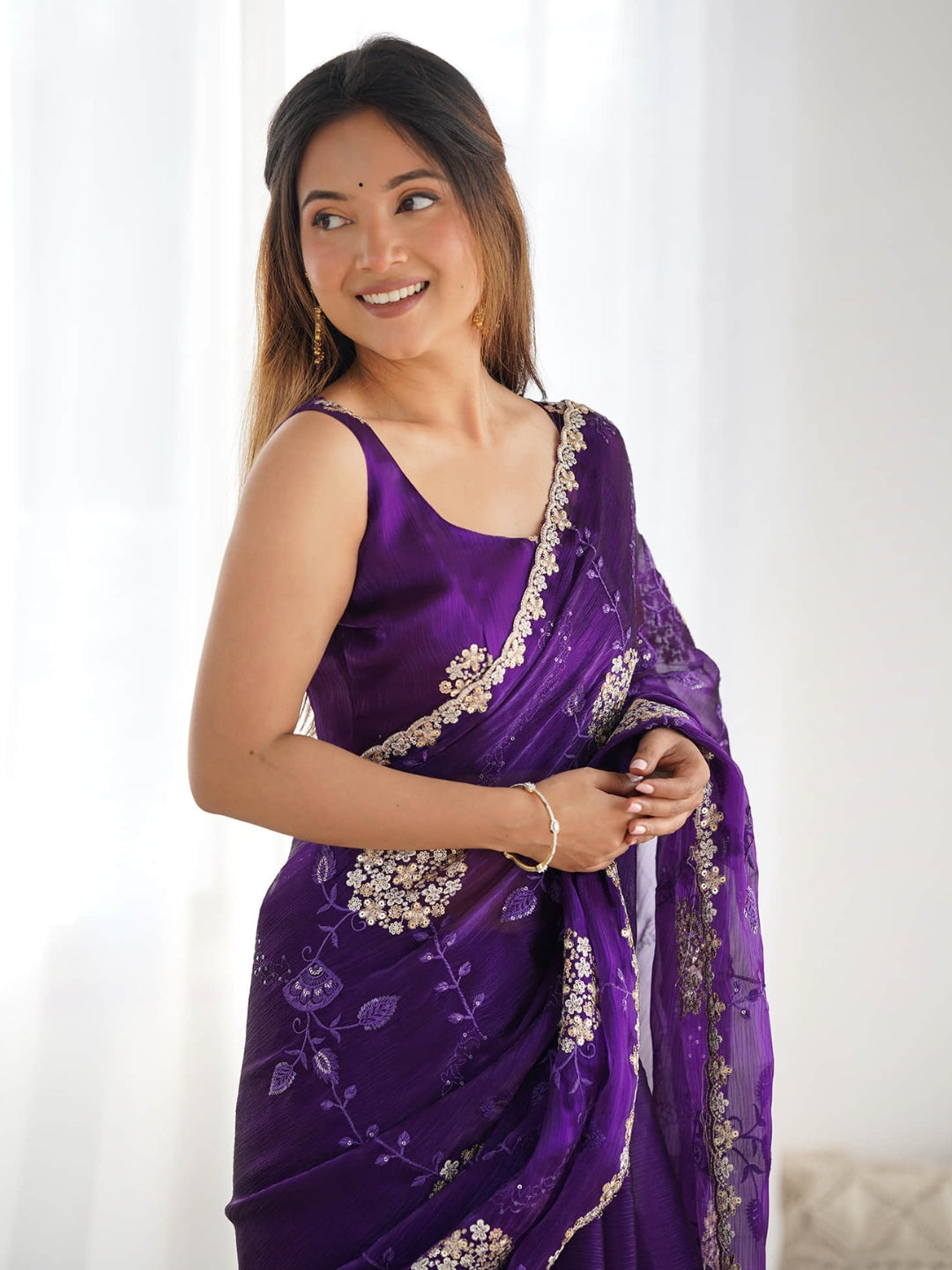 Urban Pallu Embroidered Tissue Festive Saree