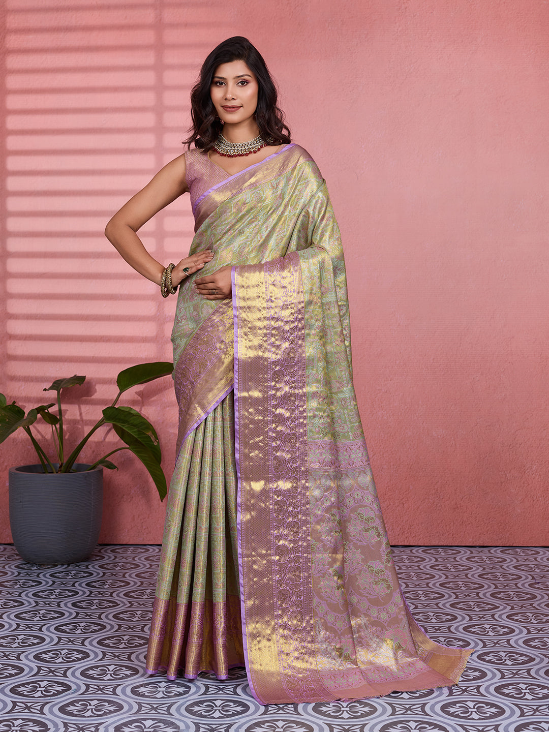 Urban Pallu Woven Design Art Silk Traditional Saree