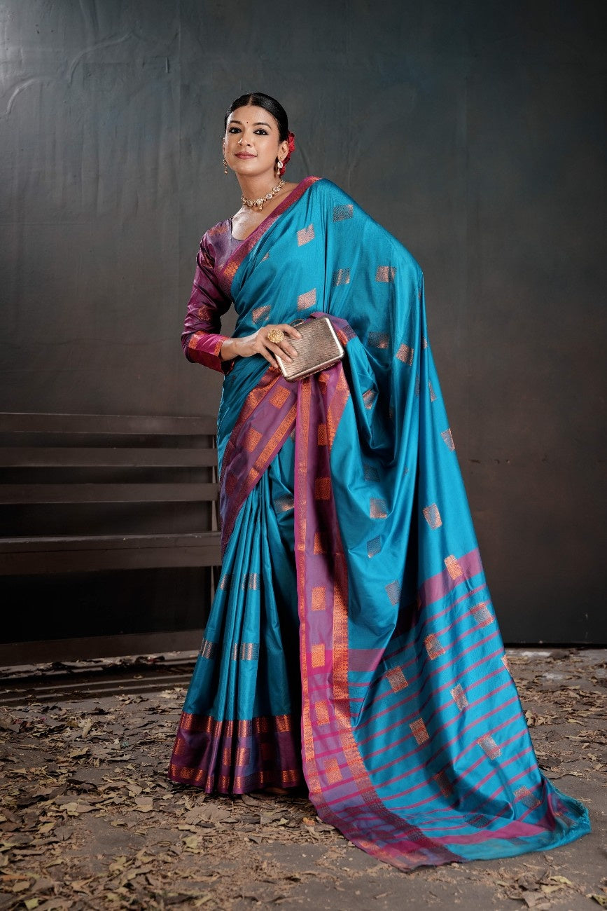 Urban Pallu Floral Sequinned Silk Blend Fusion Saree