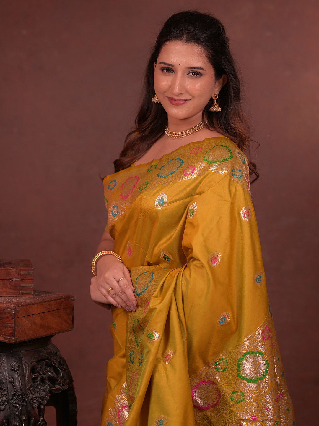 Urban Pallu Woven Design Silk Blend Traditional Saree