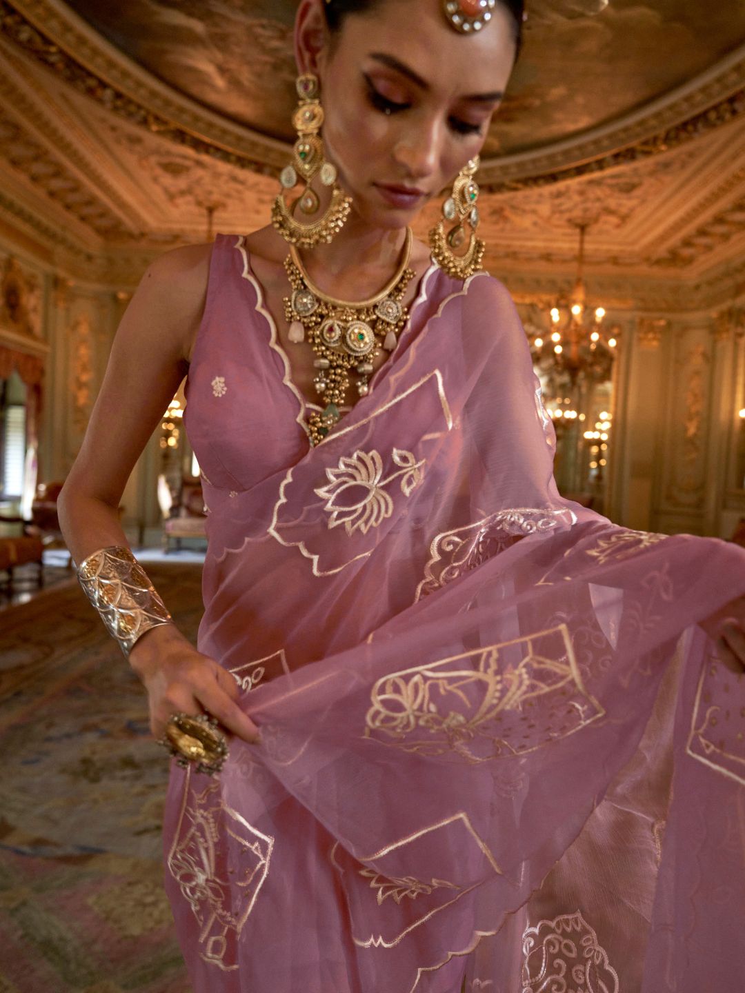 Urban Pallu Solid Poly Chiffon Daily Saree
