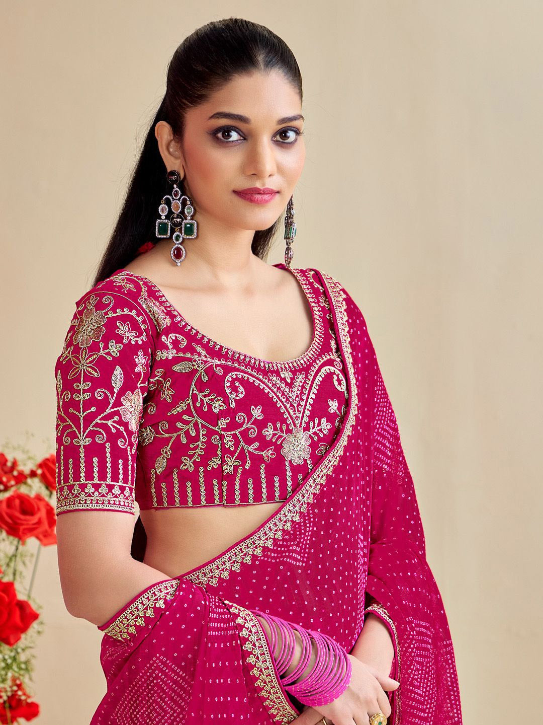 Urban Pallu Ethnic Motifs Embroidered Poly Georgette Heavy Work Saree