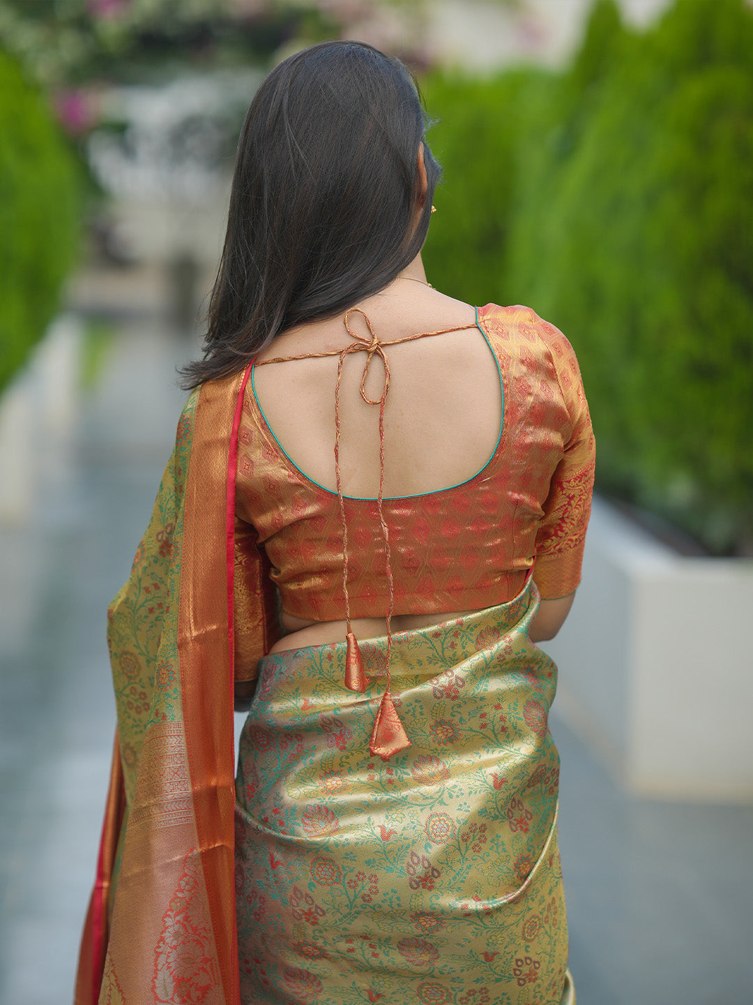 Urban Pallu Woven Design Art Silk Traditional Saree