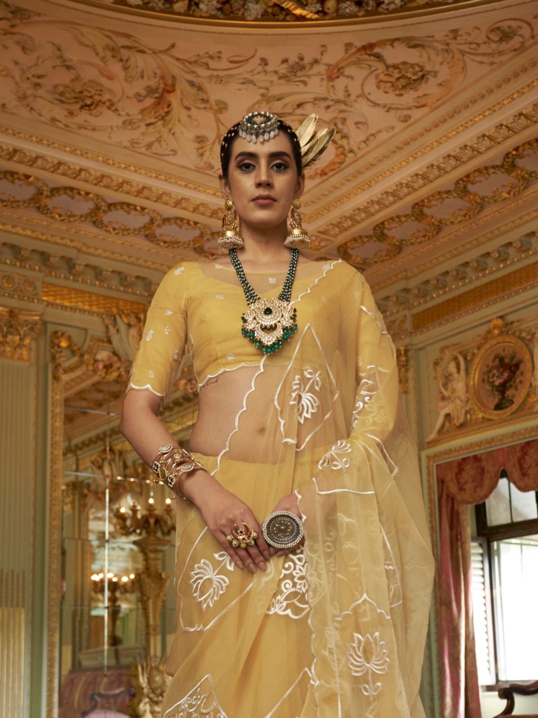 Urban Pallu Solid Poly Chiffon Daily Saree