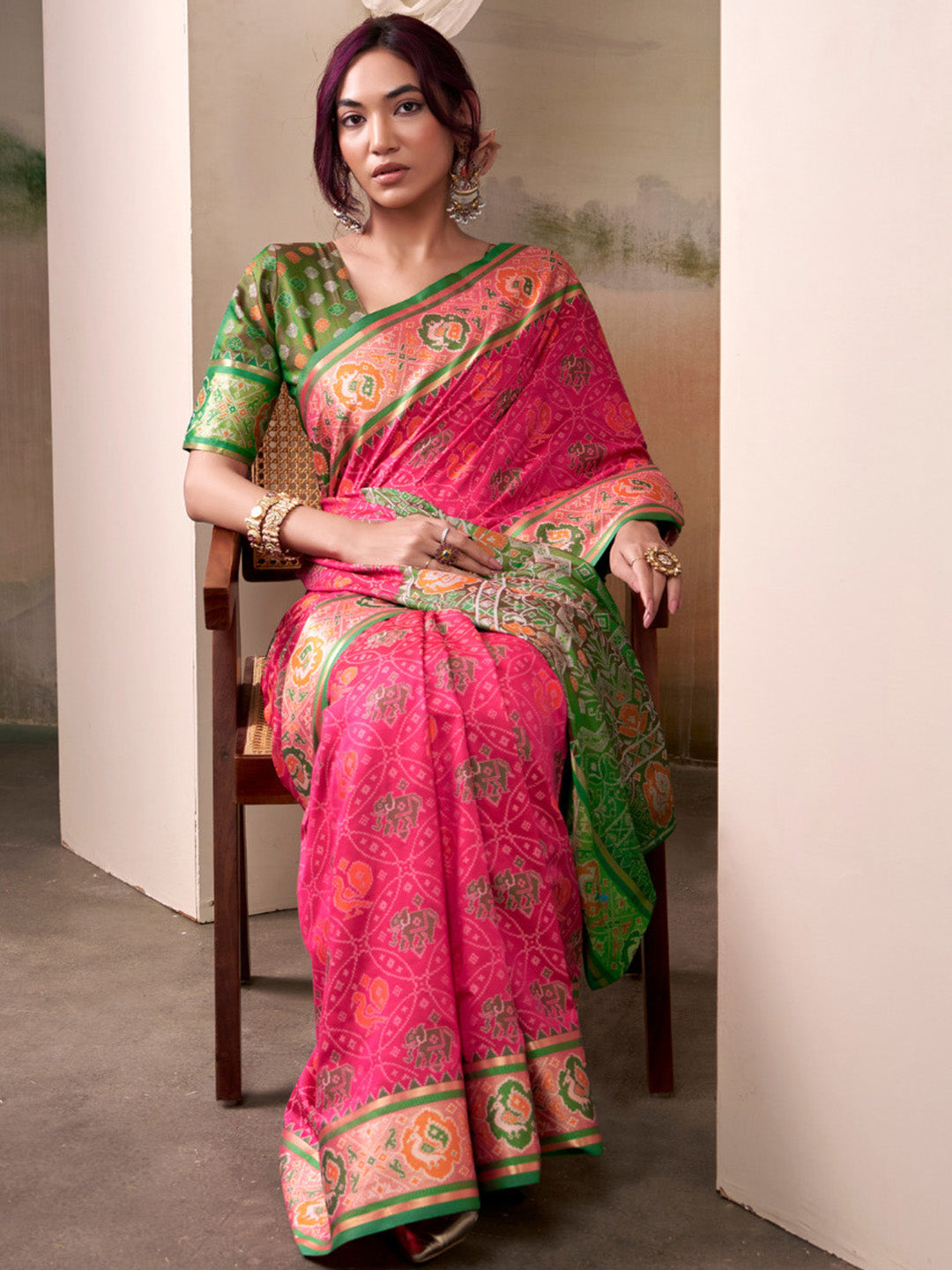Urban Pallu Woven Design Cotton Blend Daily Saree