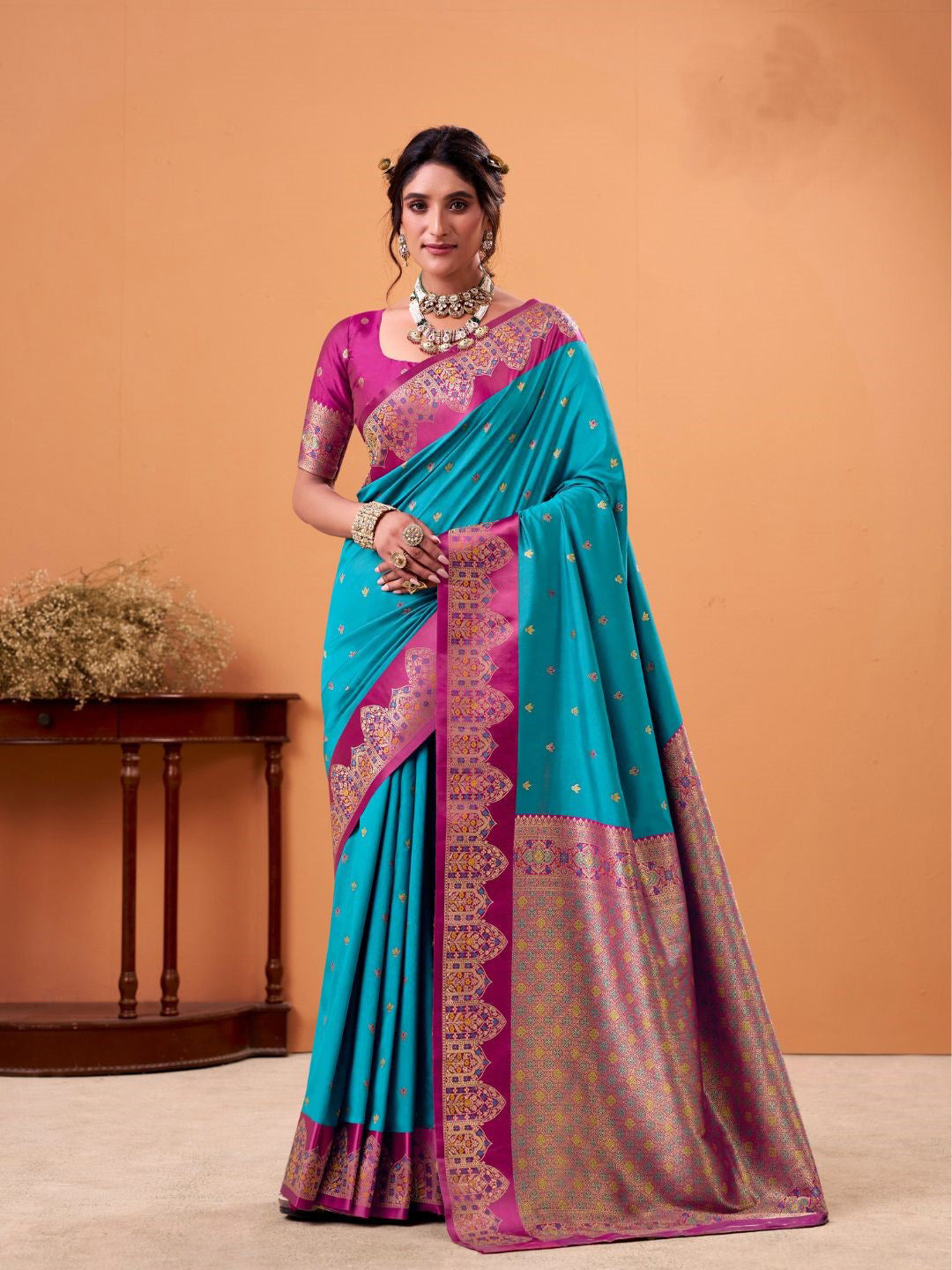 Urban Pallu Solid Silk Blend Festive Saree