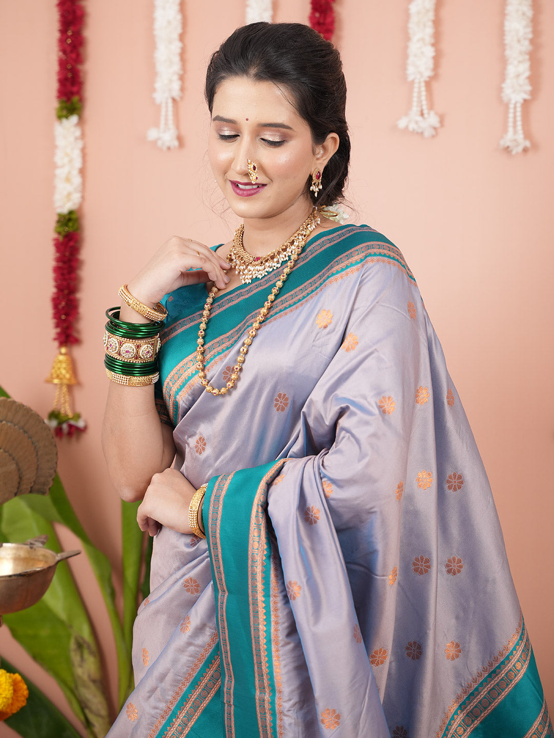Urban Pallu Woven Design Silk Blend Traditional Saree