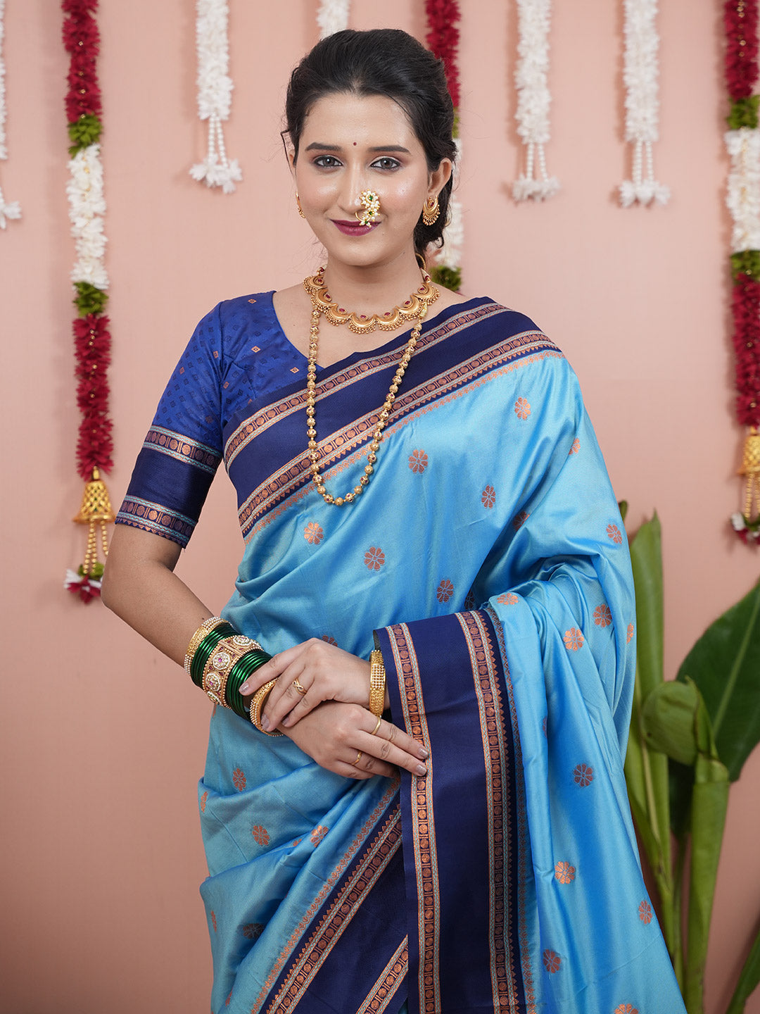 Urban Pallu Woven Design Silk Blend Traditional Saree