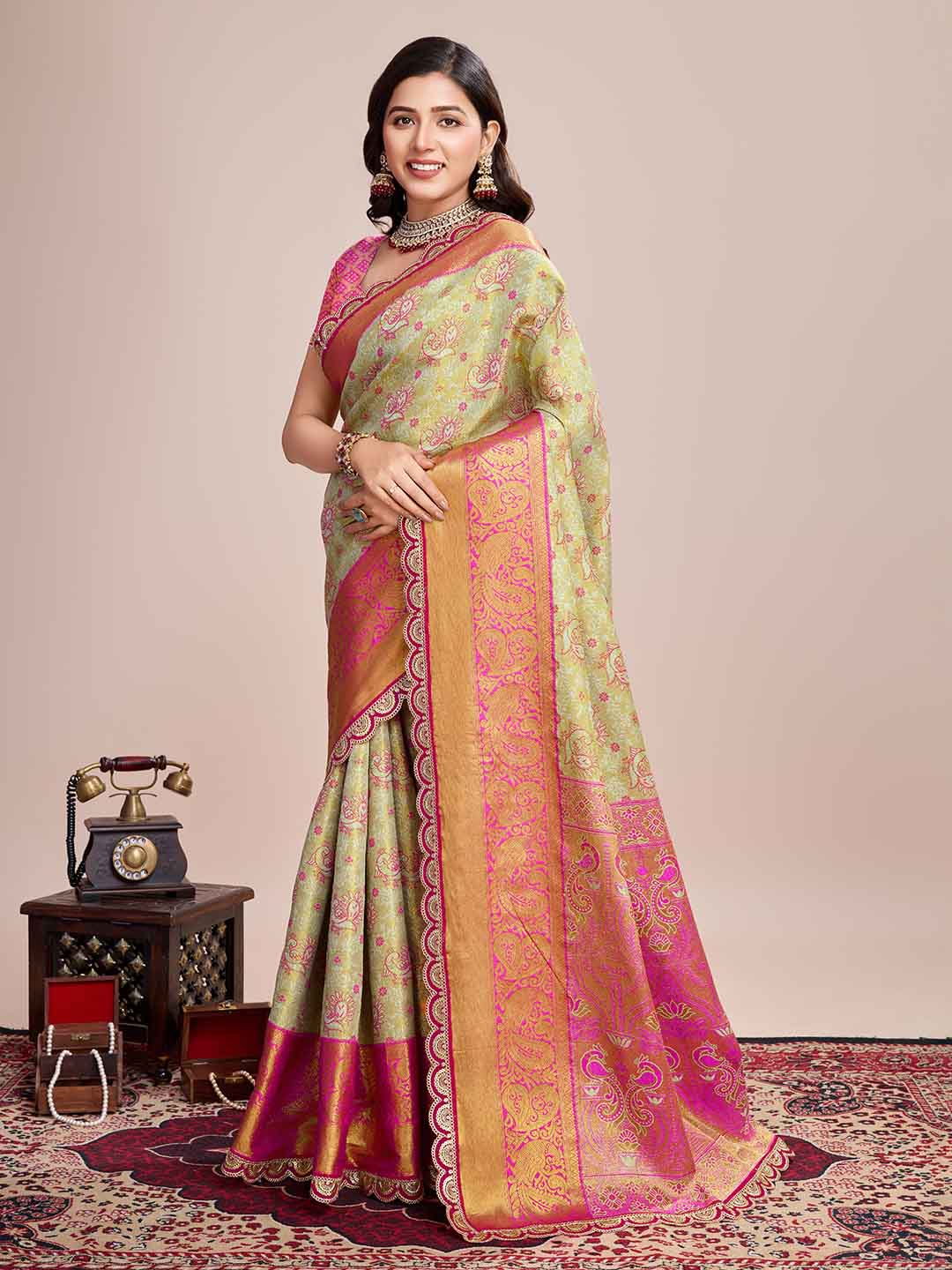 Urban Pallu Woven Design Silk Blend Party Saree