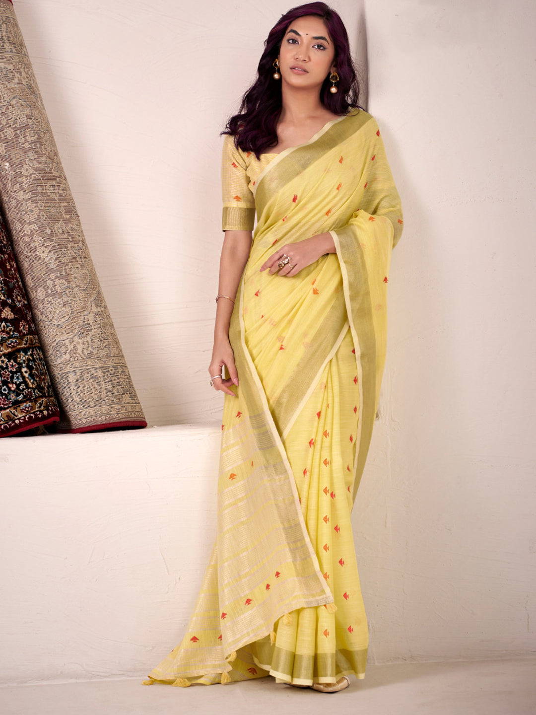 Urban Pallu Embroidered Cotton Blend Traditional Saree