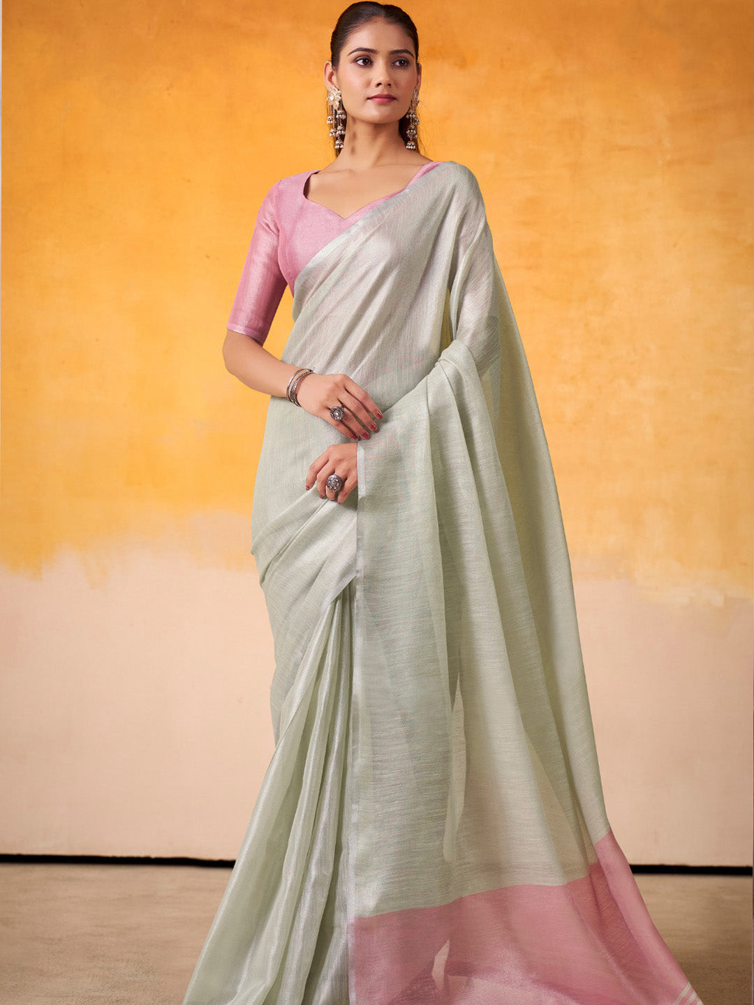 Urban Pallu Woven Design Cotton Blend Daily Saree