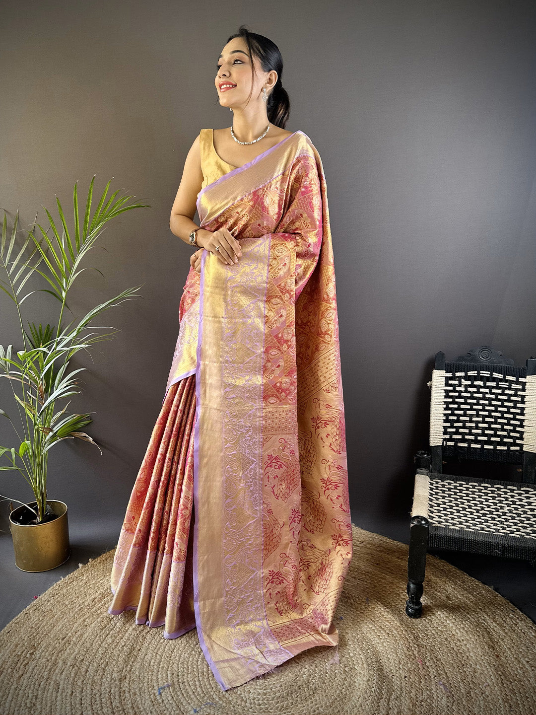 Urban Pallu Woven Design Silk Blend Traditional Saree
