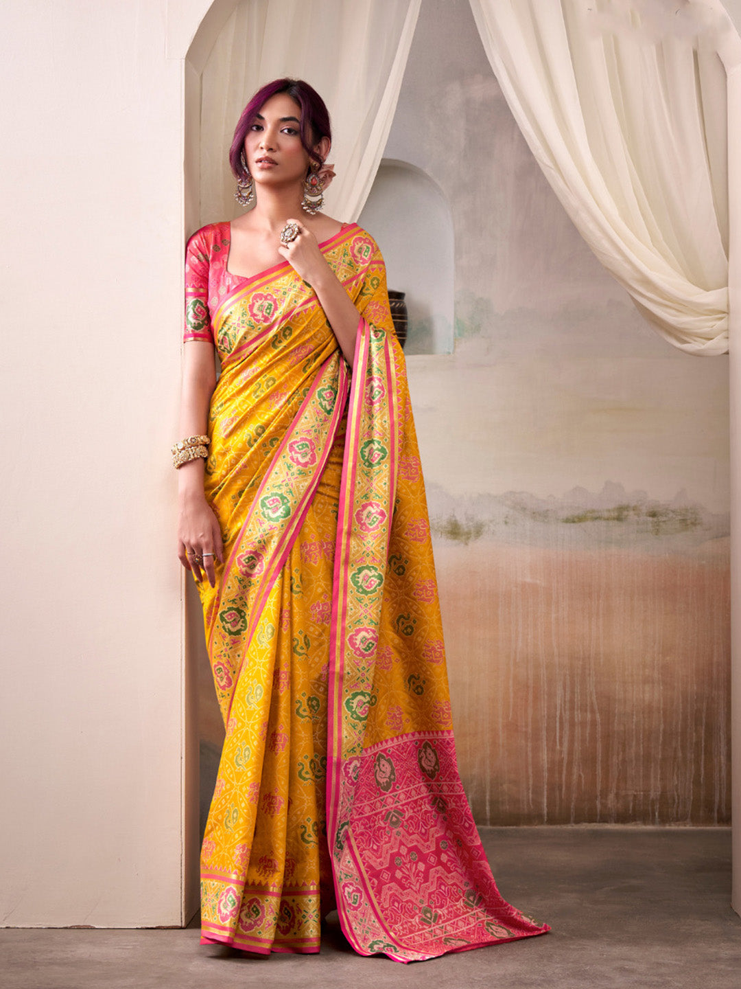 Urban Pallu Woven Design Cotton Blend Daily Saree