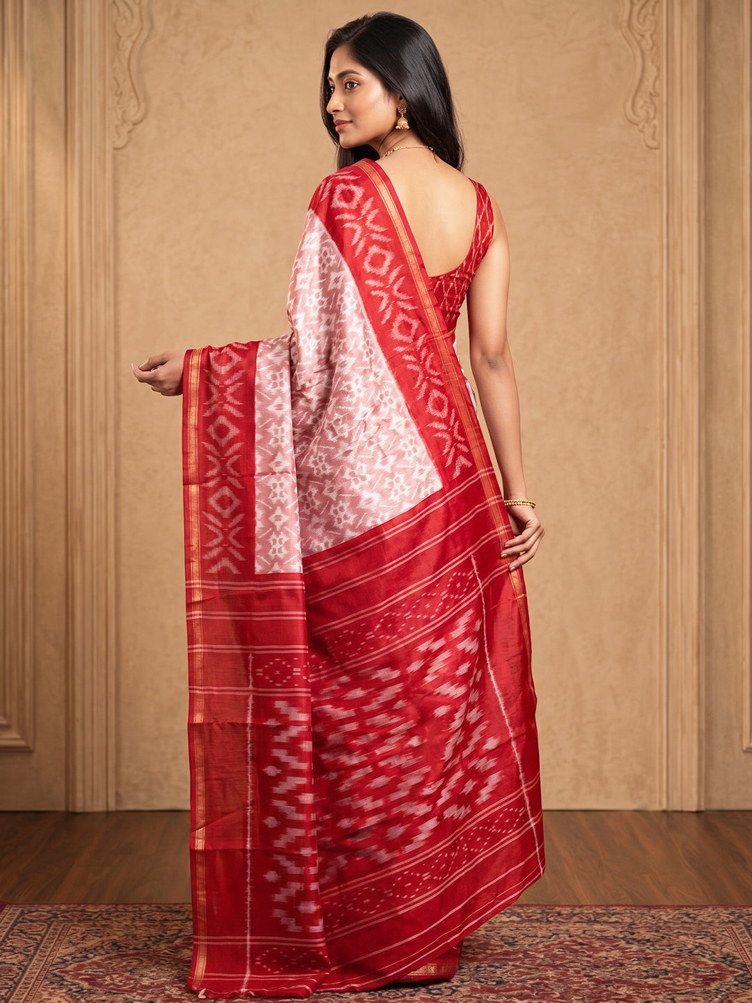 Urban Pallu Printed Silk Blend Festive Saree