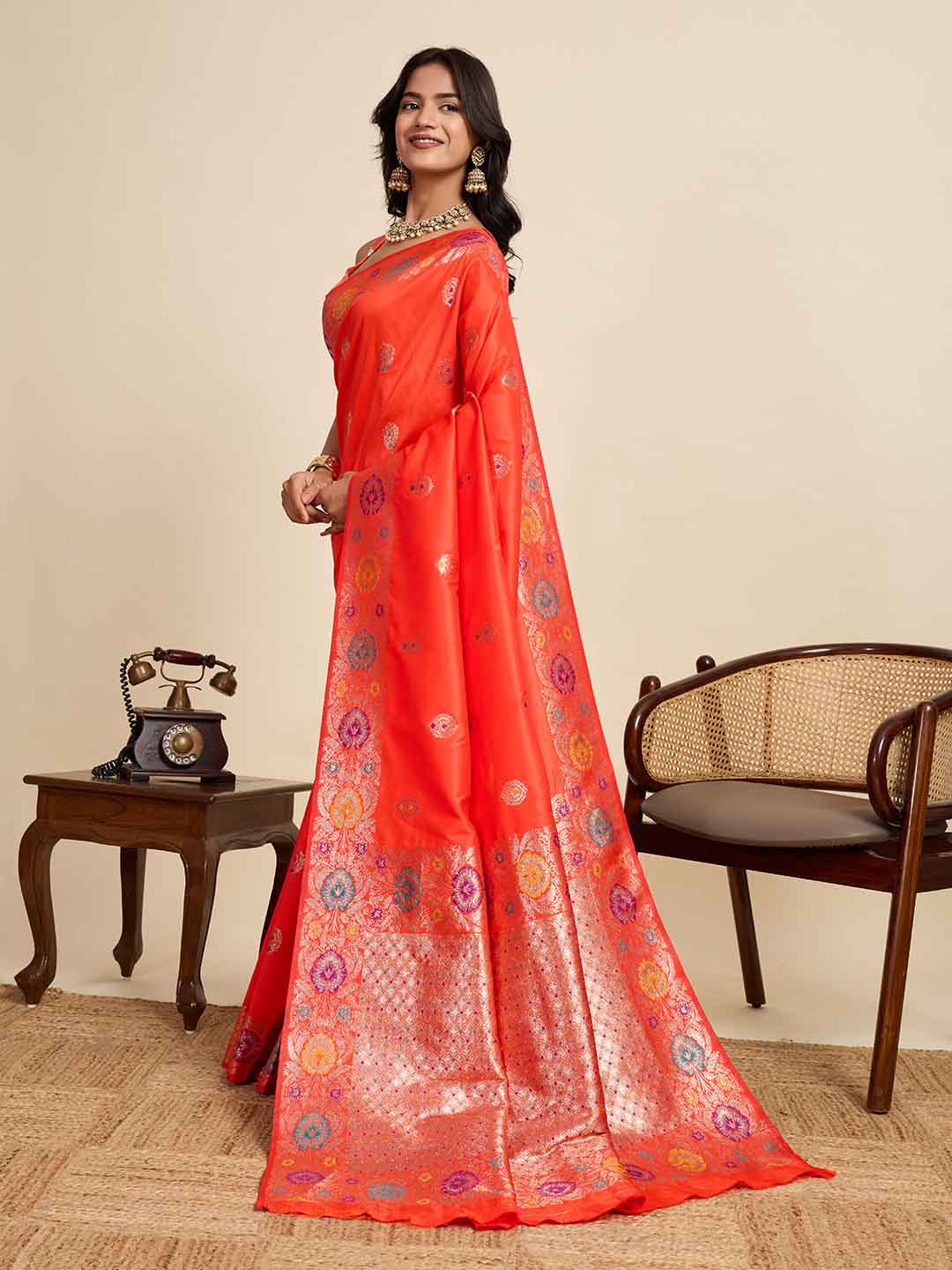 Urban Pallu Woven Design Silk Blend Party Saree