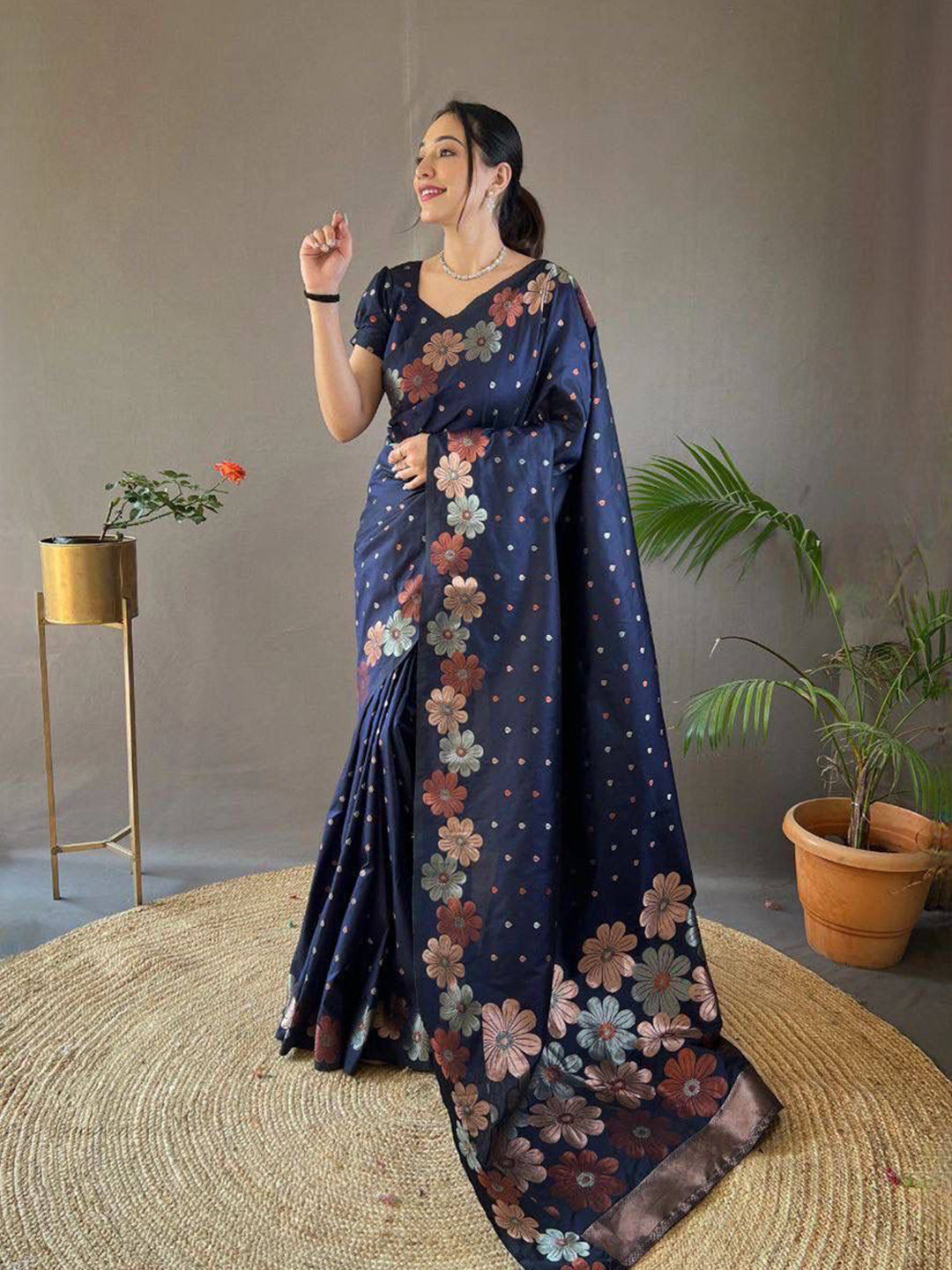 Urban Pallu Woven Design Silk Blend Work Saree