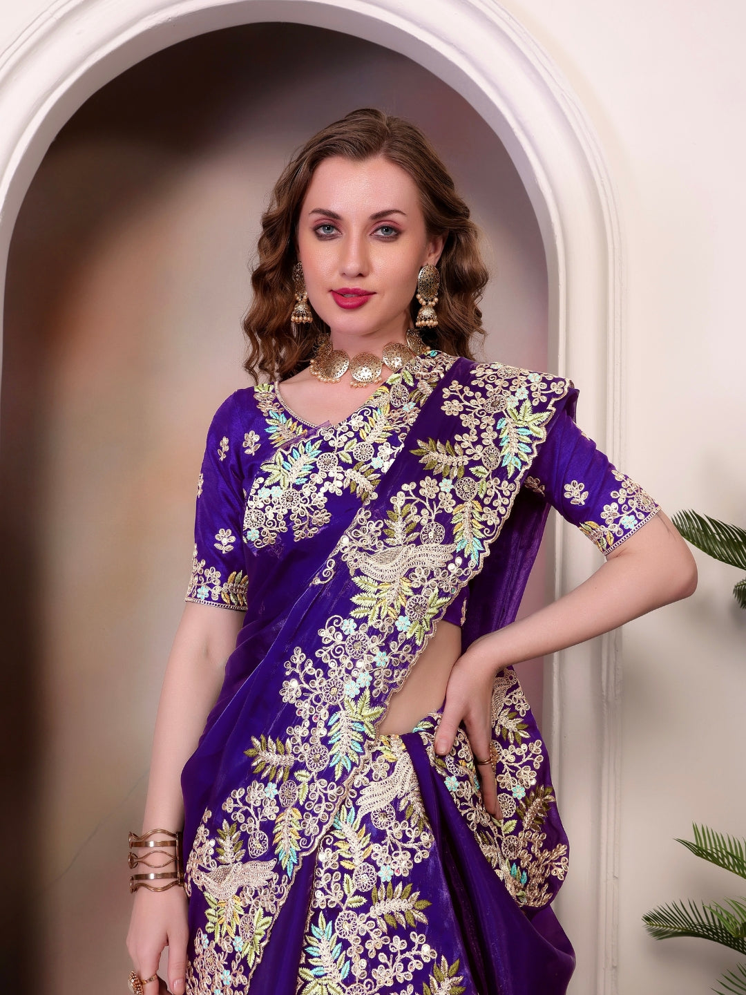 Urban Pallu Solid Silk Blend Festive Saree
