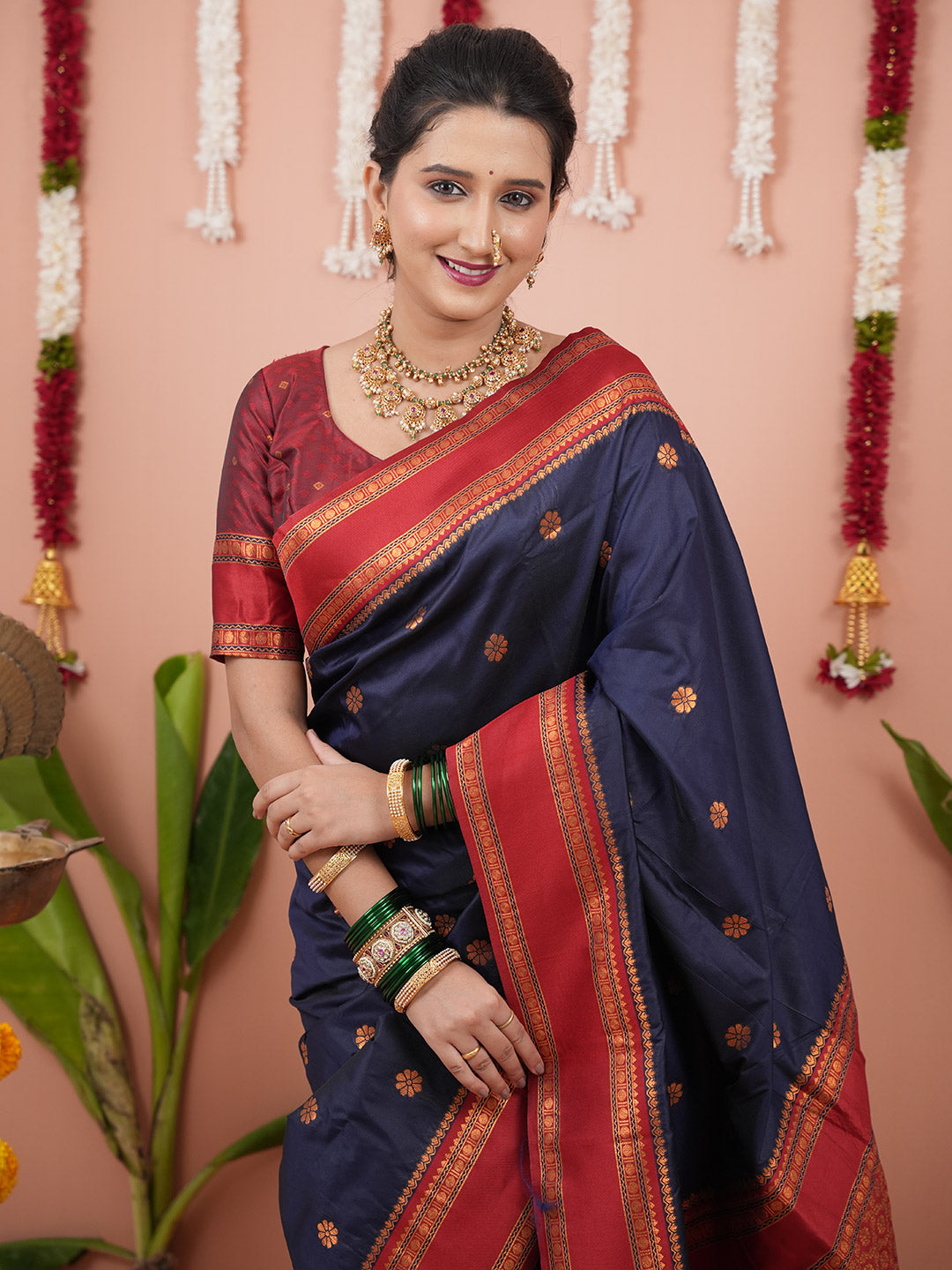 Urban Pallu Woven Design Silk Blend Traditional Saree