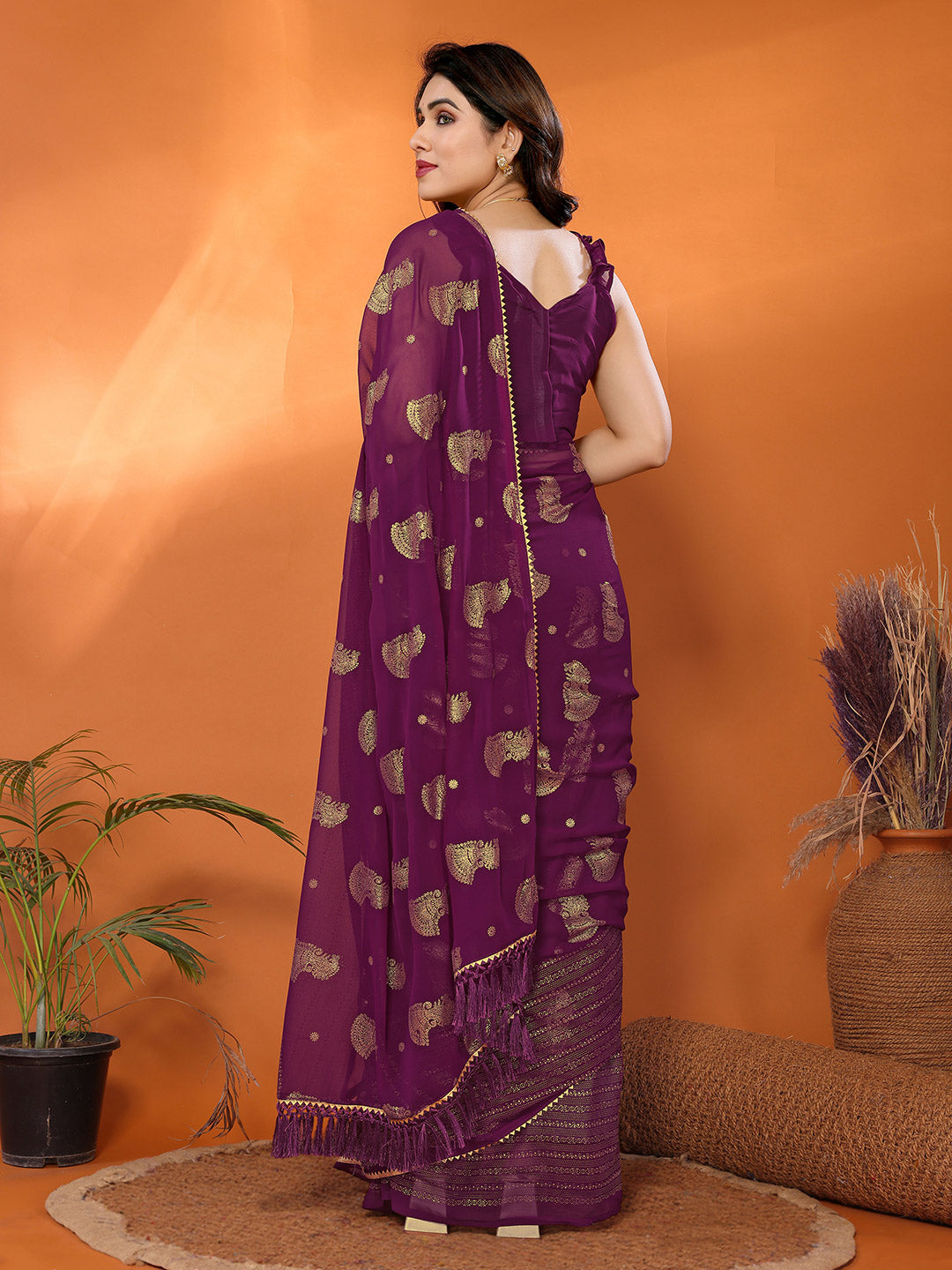 Urban Pallu Printed Poly Georgette Daily Saree