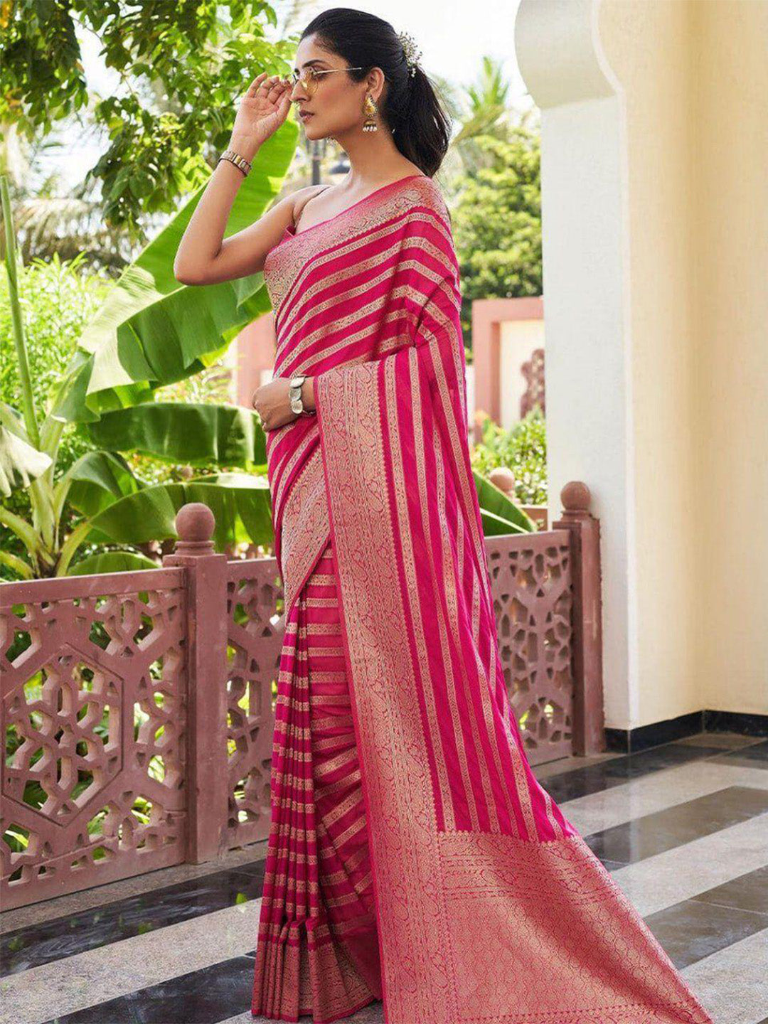Urban Pallu Woven Design Silk Blend Work Saree