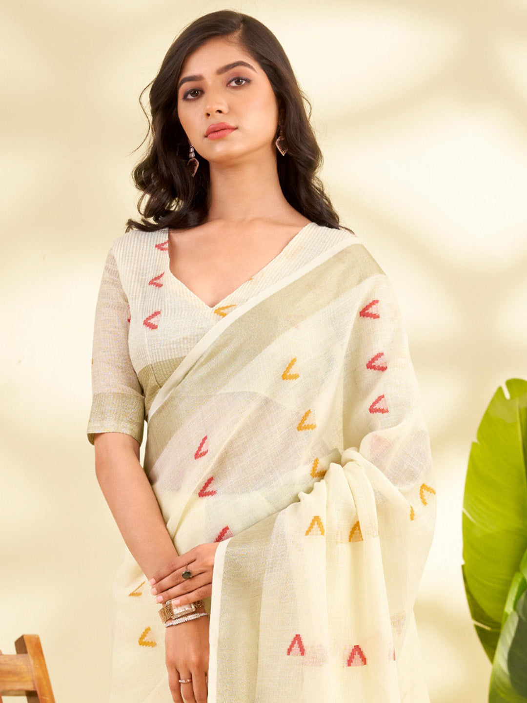 Urban Pallu Woven Design Cotton Blend Daily Saree
