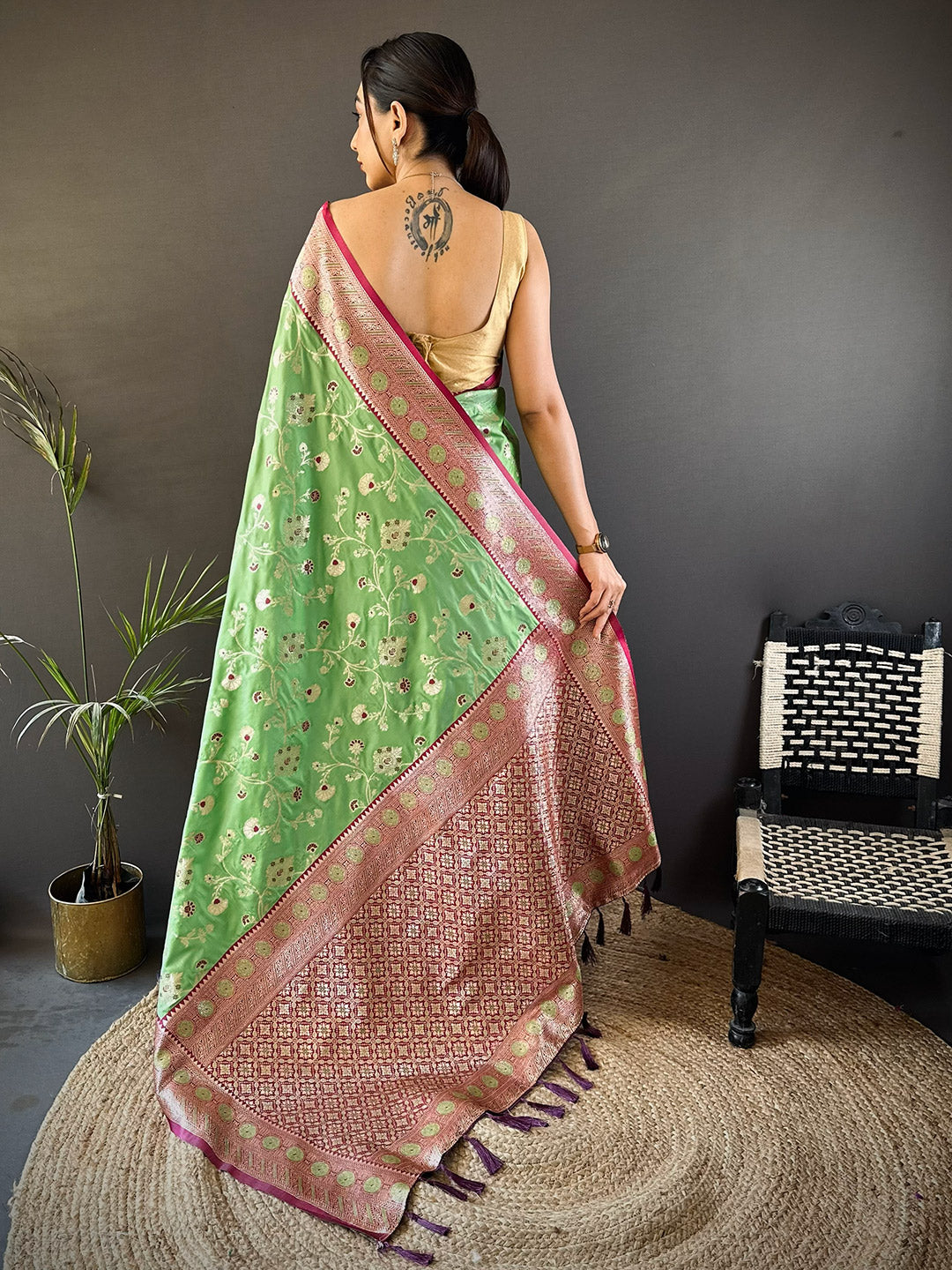 Urban Pallu Woven Design Art Silk Traditional Saree