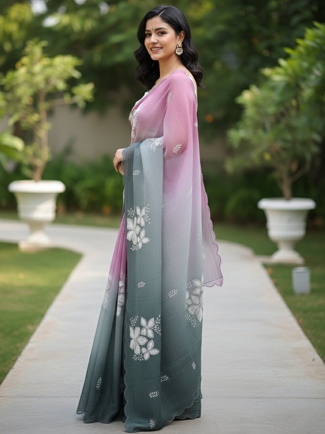 Urban Pallu Embroidered Poly Chiffon Daily Saree
