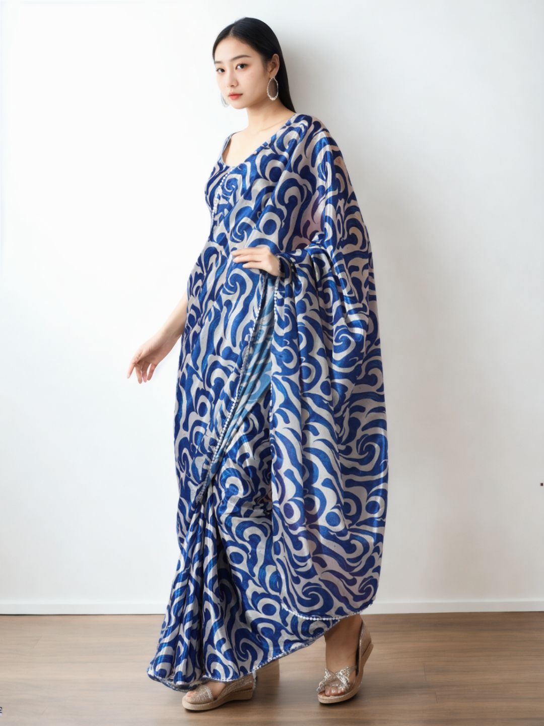 Urban Pallu Woven Design Silk Blend Fusion Saree