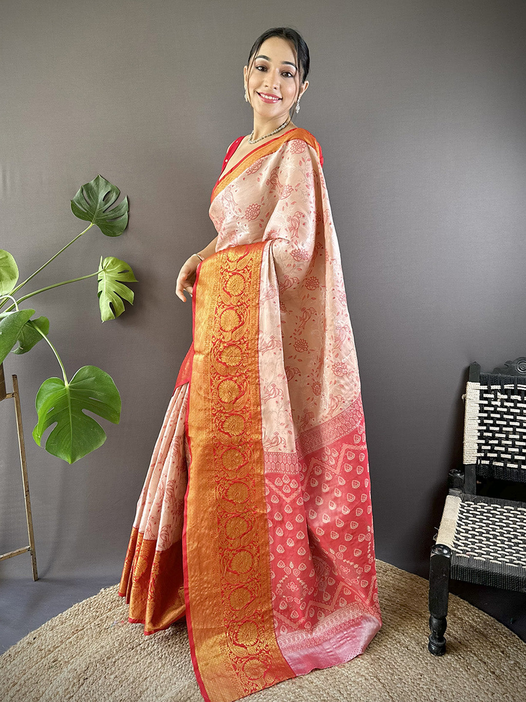 Urban Pallu Woven Design Silk Blend Traditional Saree