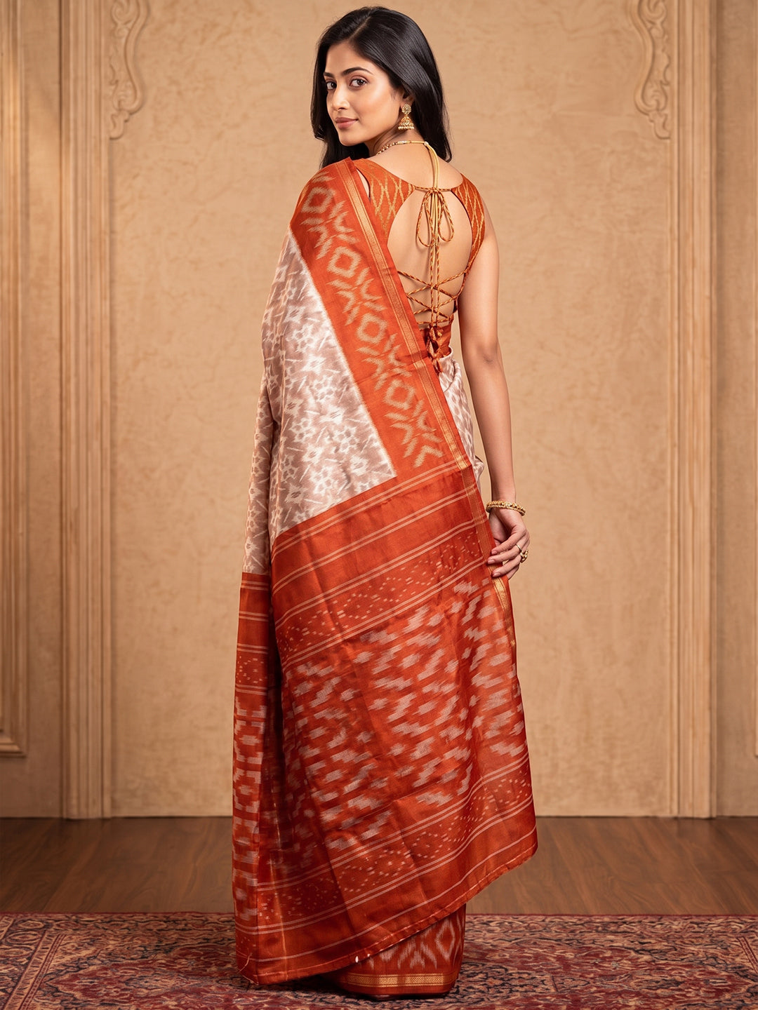 Urban Pallu Printed Silk Blend Festive Saree