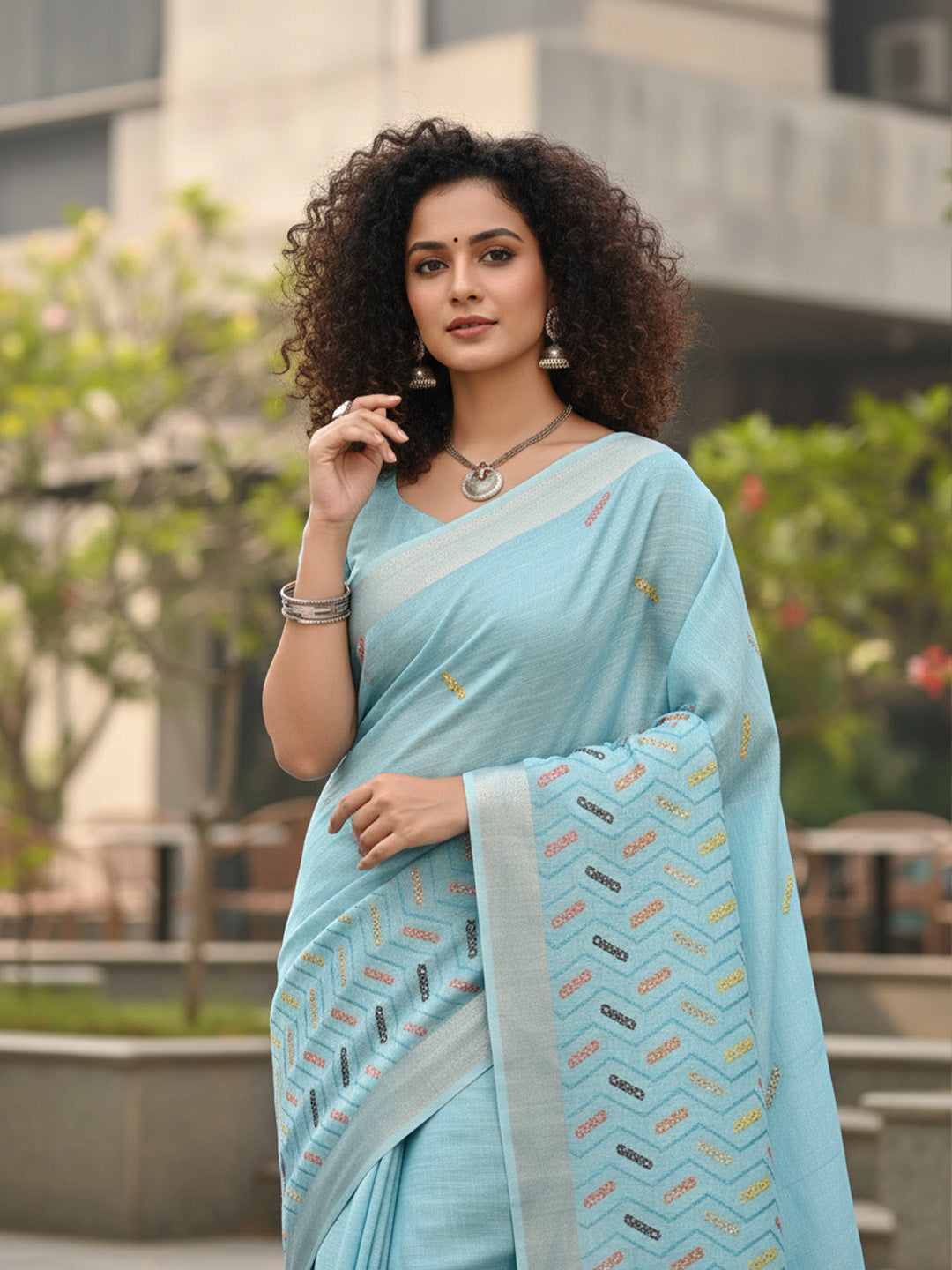 Urban Pallu Floral Sequinned Silk Blend Fusion Saree