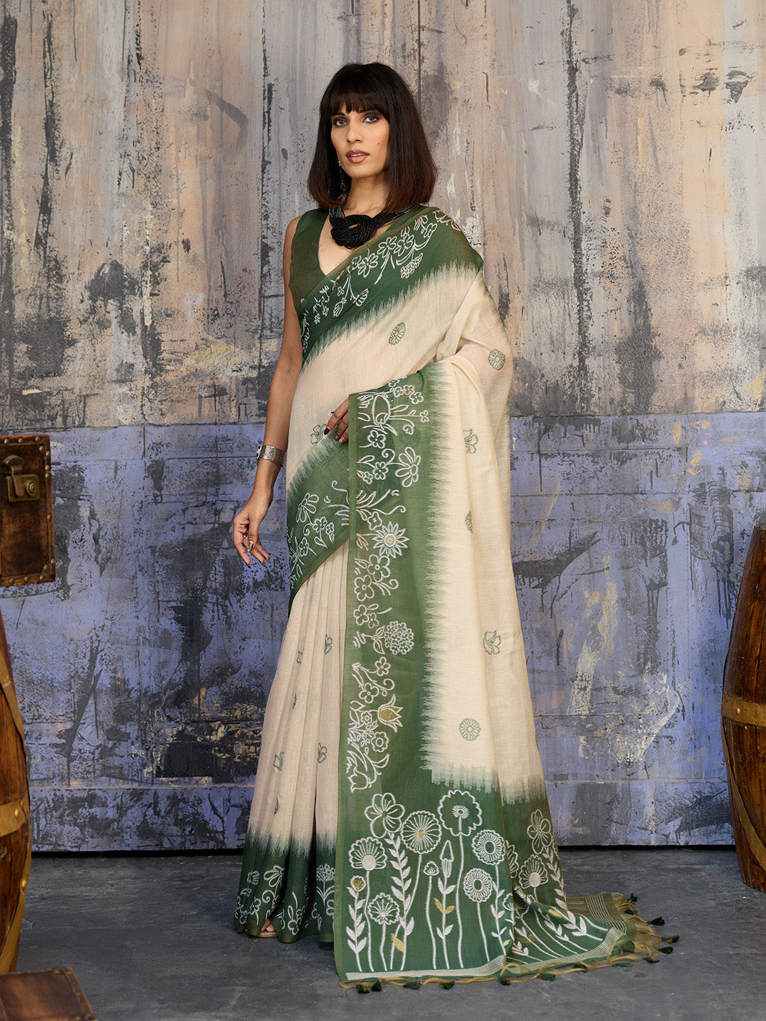 Urban Pallu Solid Silk Cotton Work Saree